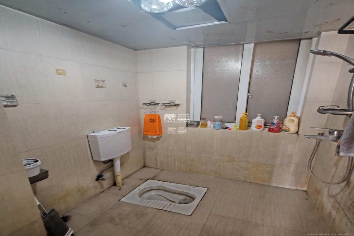 星蓝湾  4室2厅2卫    3400.0元/月 星蓝湾  4室2厅2卫    3400.0元/月室内图