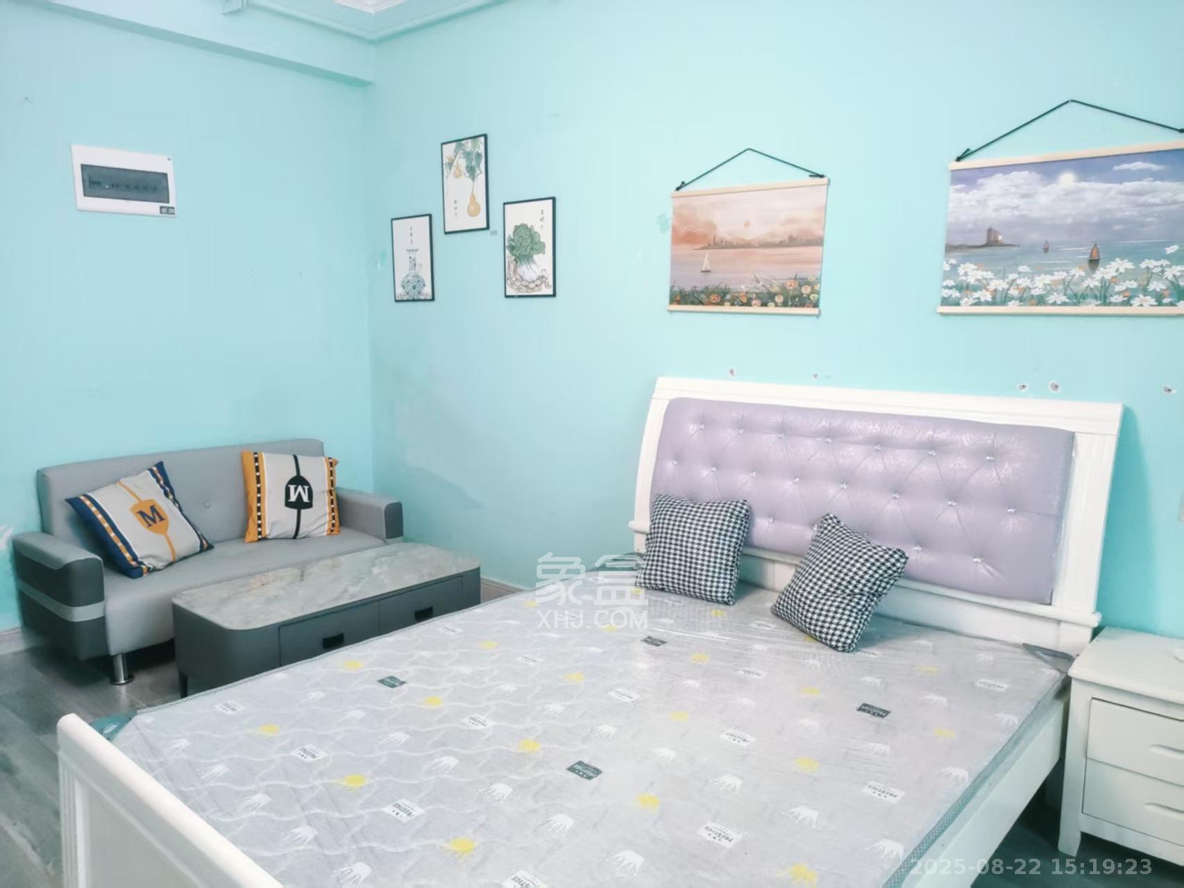 C-park天悦城(紫檀溪苑二期)  1室1厅1卫    1600.0元/月 C-park天悦城(紫檀溪苑二期)  1室1厅1卫    1600.0元/月室内图