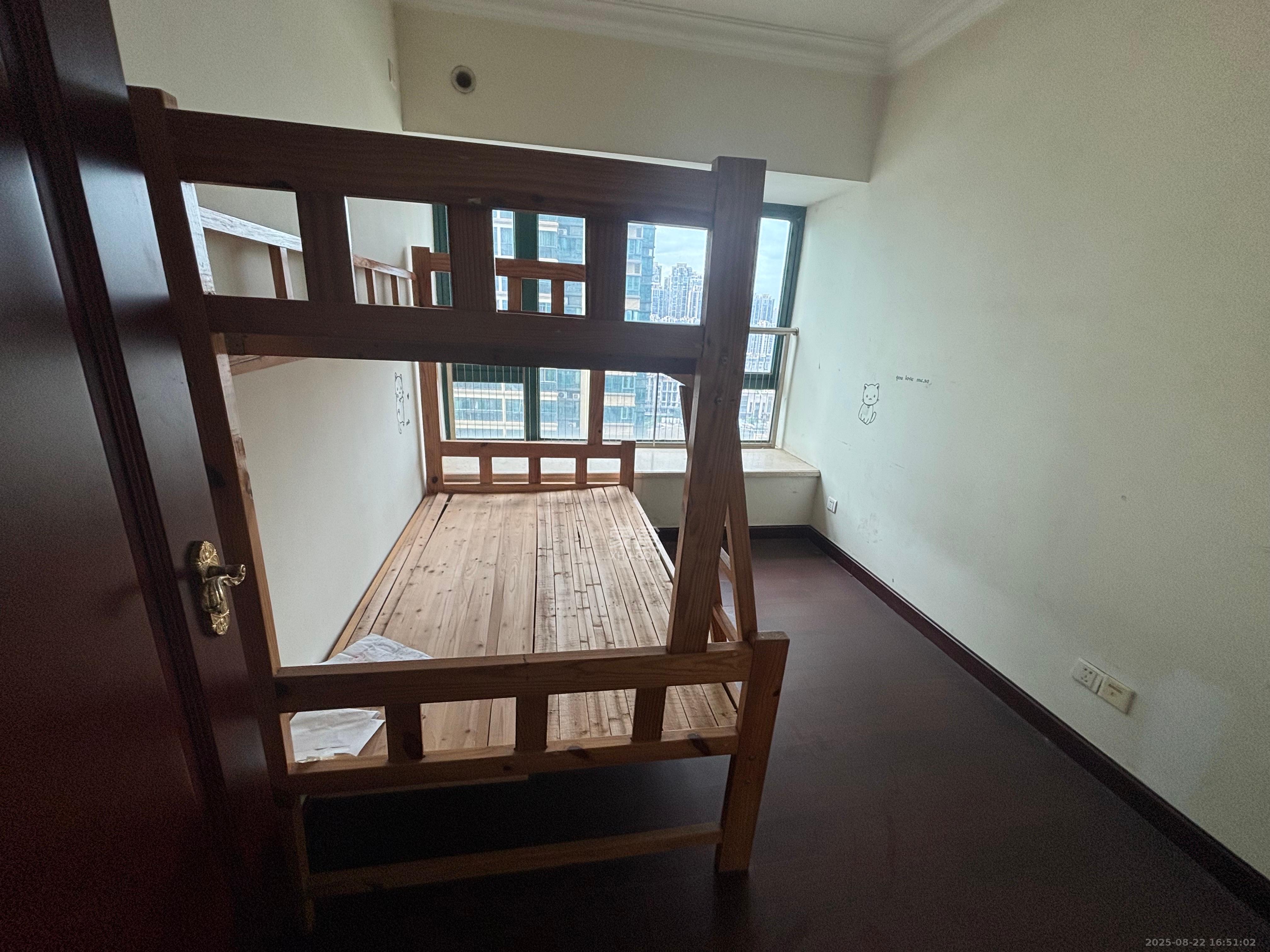 恒大绿洲 3室2厅1卫 2200.0元/月 恒大绿洲 3室2厅1卫 2200.0元/月室内图