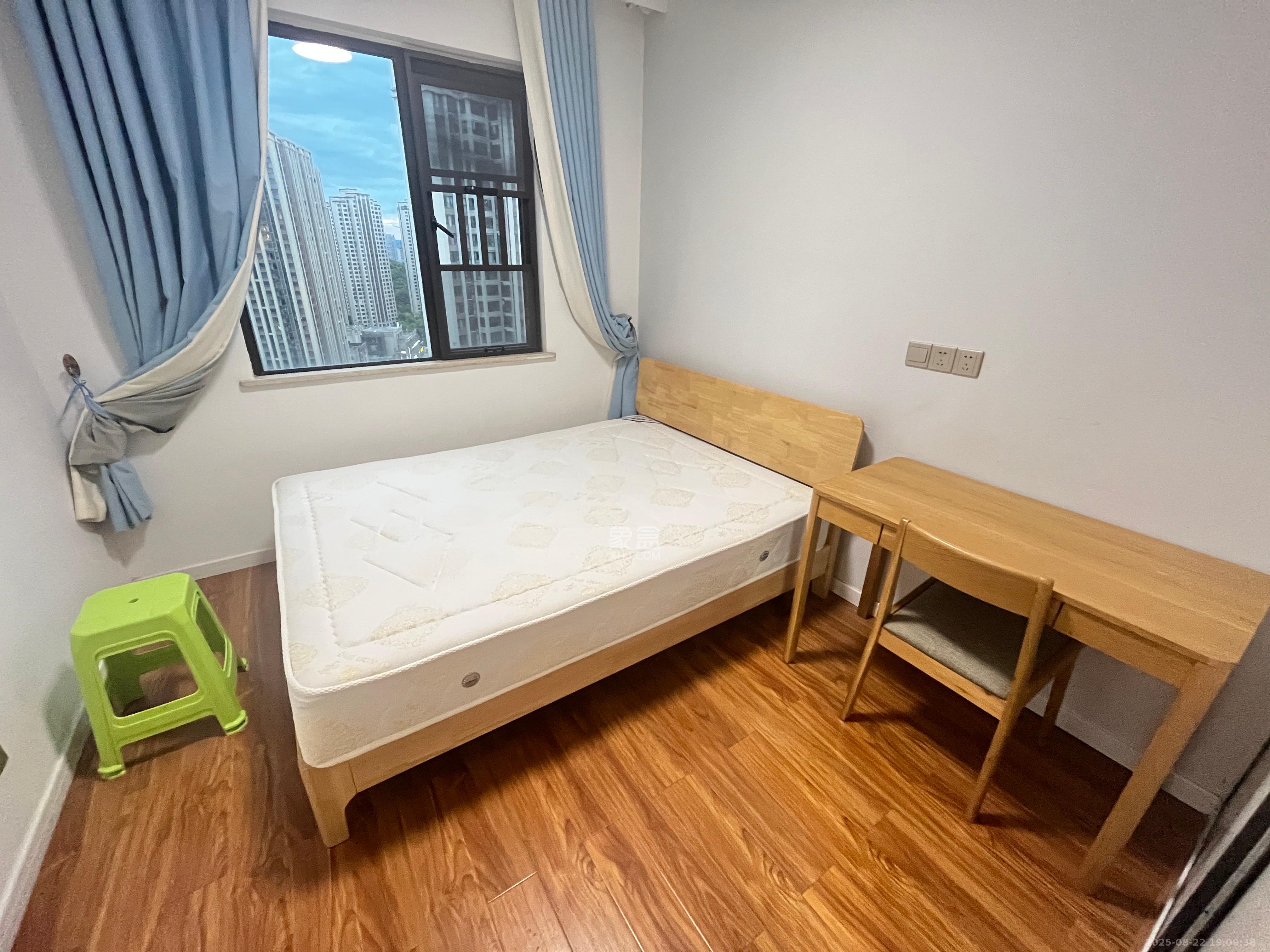 中国铁建梅溪青秀二期 4室2厅2卫 3200.0元/月 中国铁建梅溪青秀二期 4室2厅2卫 3200.0元/月室内图