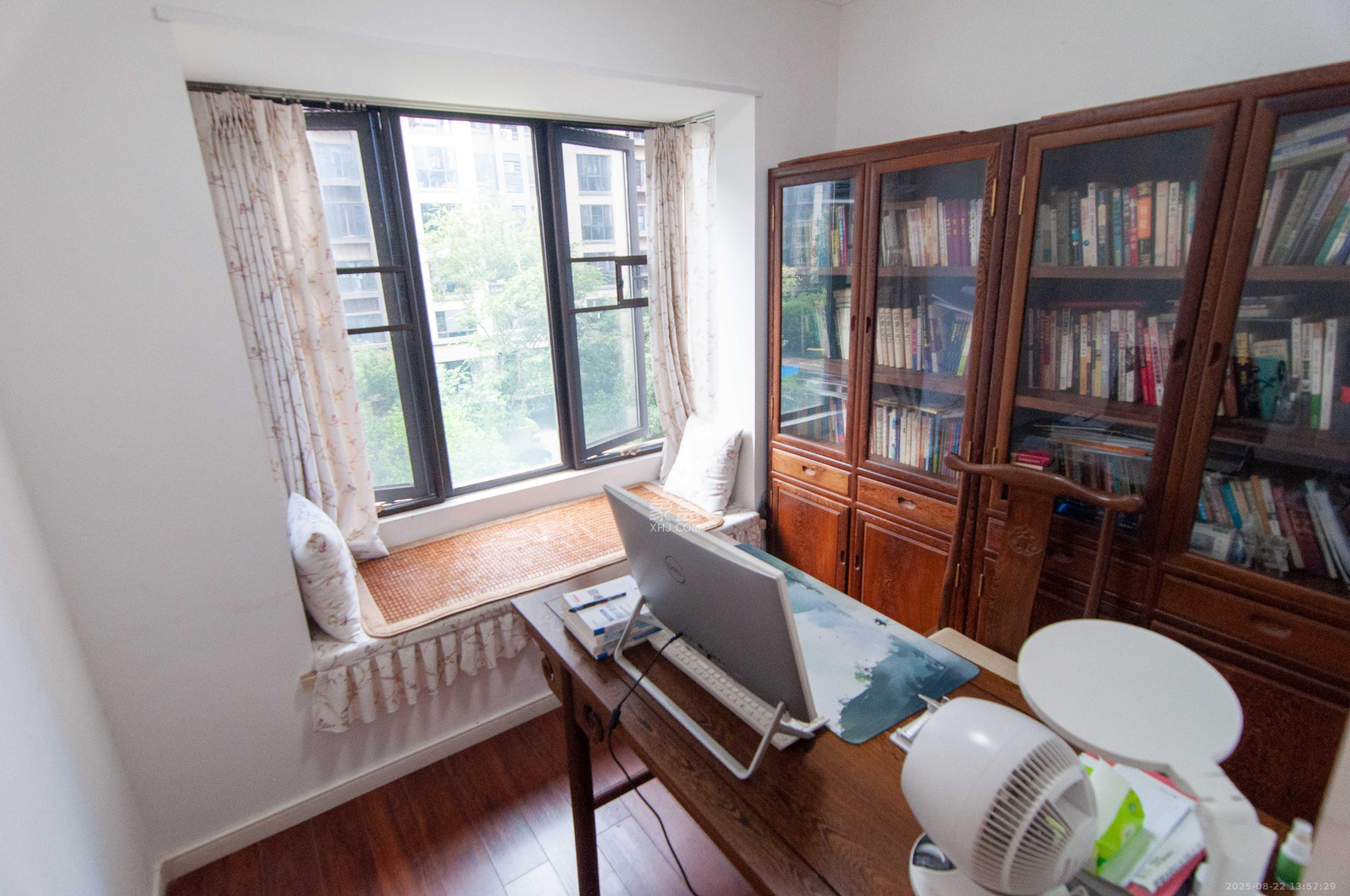 万科里梅溪郡  5室2厅2卫    328.0万 万科里梅溪郡  5室2厅2卫    328.0万其他