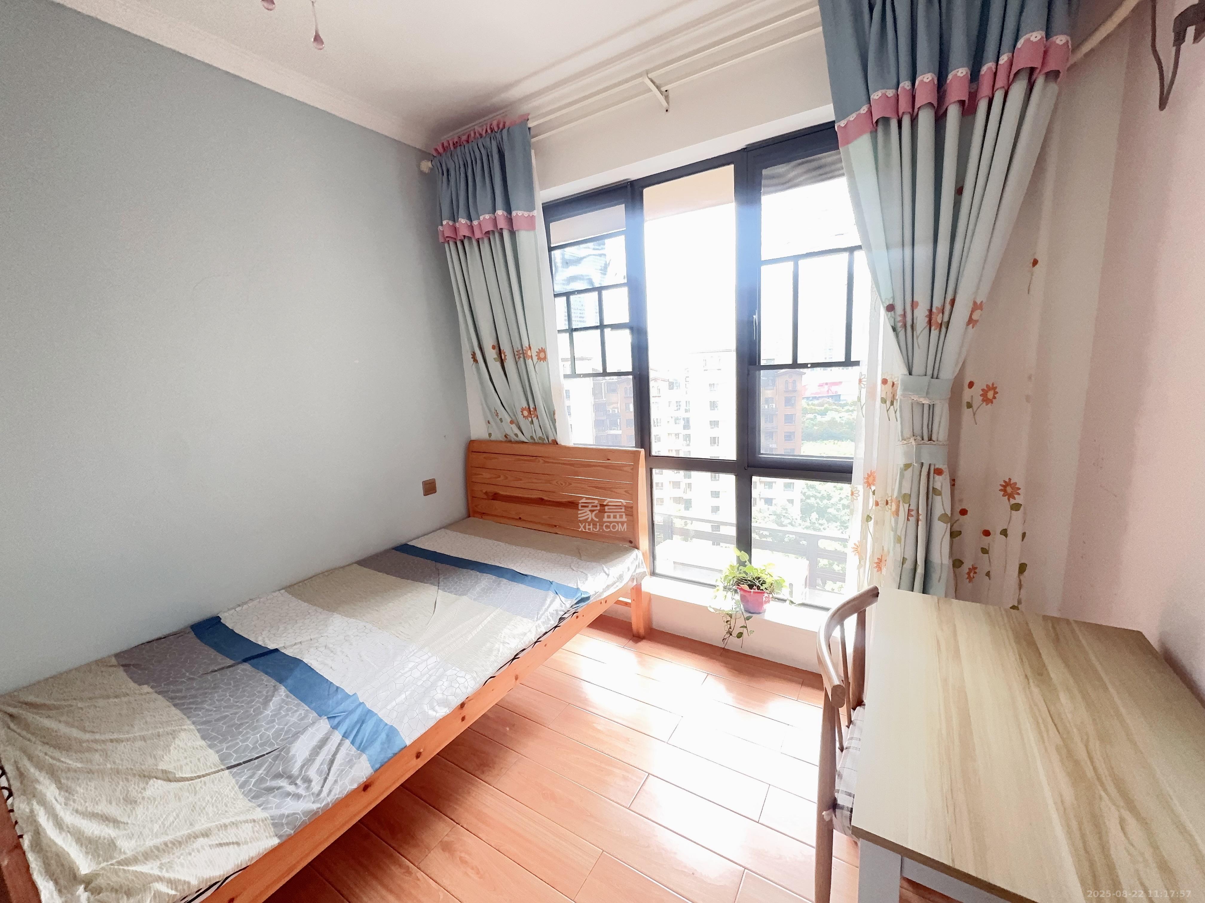 振业城二期  3室0厅0卫    2900.0元/月 振业城二期  3室0厅0卫    2900.0元/月室内图