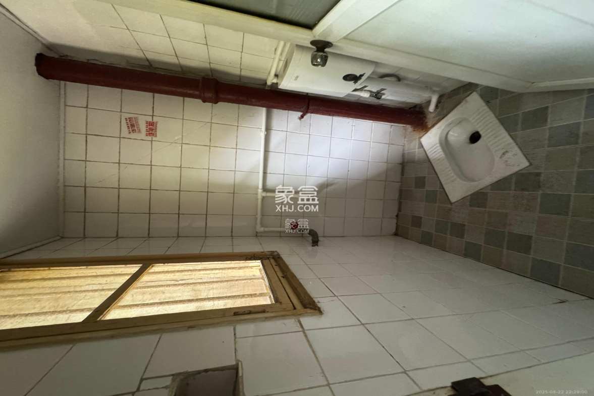 向韶村  2室1厅1卫    1800.0元/月 向韶村  2室1厅1卫    1800.0元/月室内图