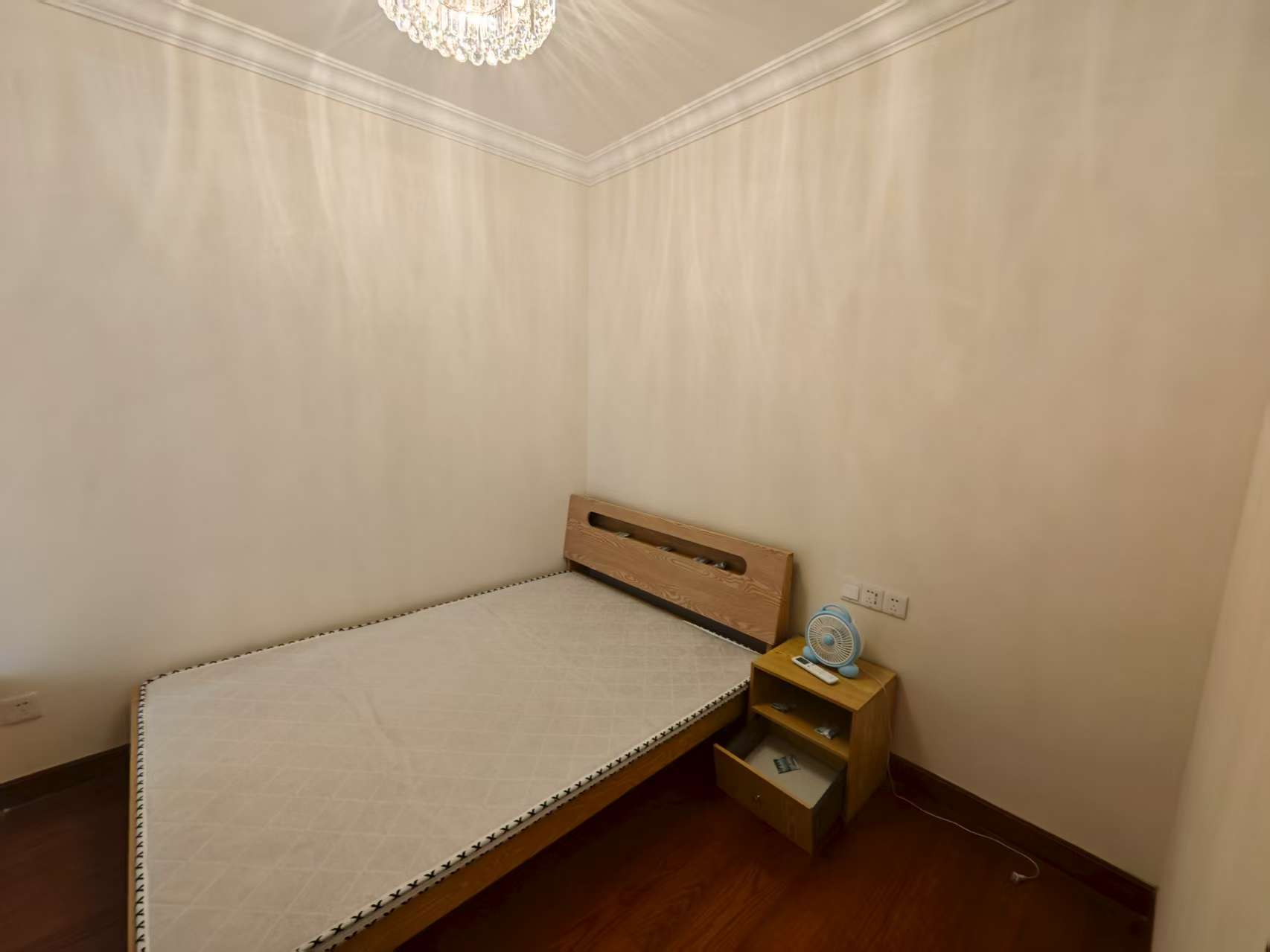 恒大名都 3室2厅2卫 1680.0元/月 恒大名都 3室2厅2卫 1680.0元/月室内图