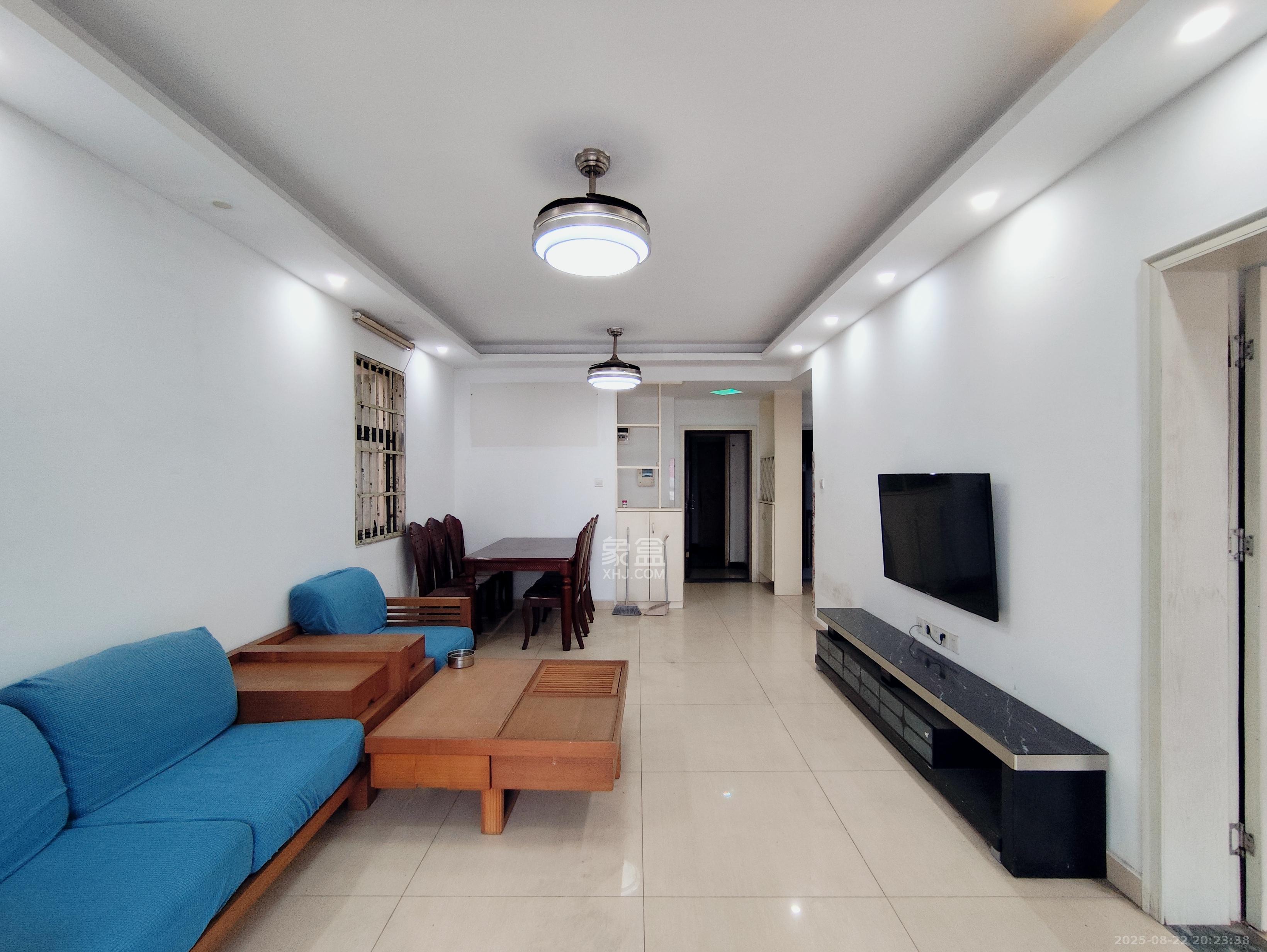 旭辉华庭  3室2厅1卫    1700.0元/月 旭辉华庭  3室2厅1卫    1700.0元/月室内图