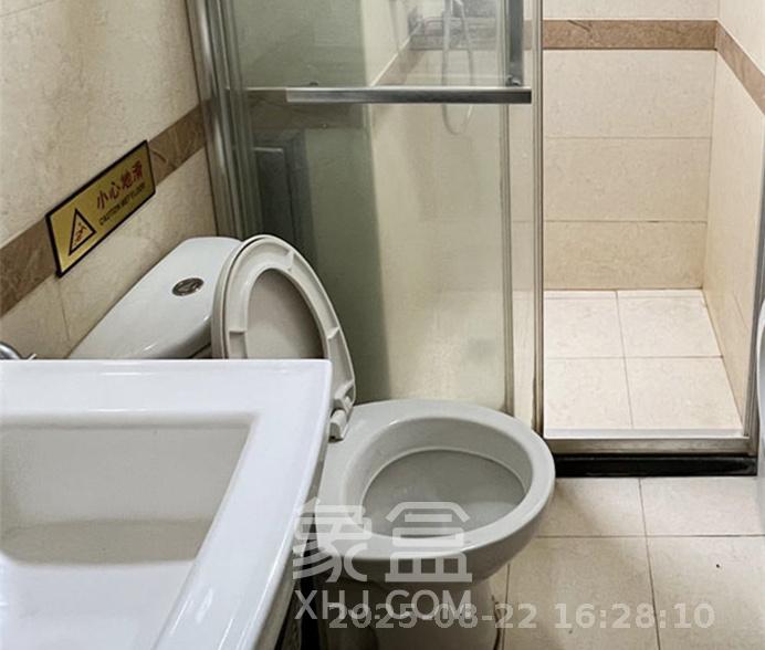 壹号公馆  1室1厅1卫    2400.0元/月 壹号公馆  1室1厅1卫    2400.0元/月