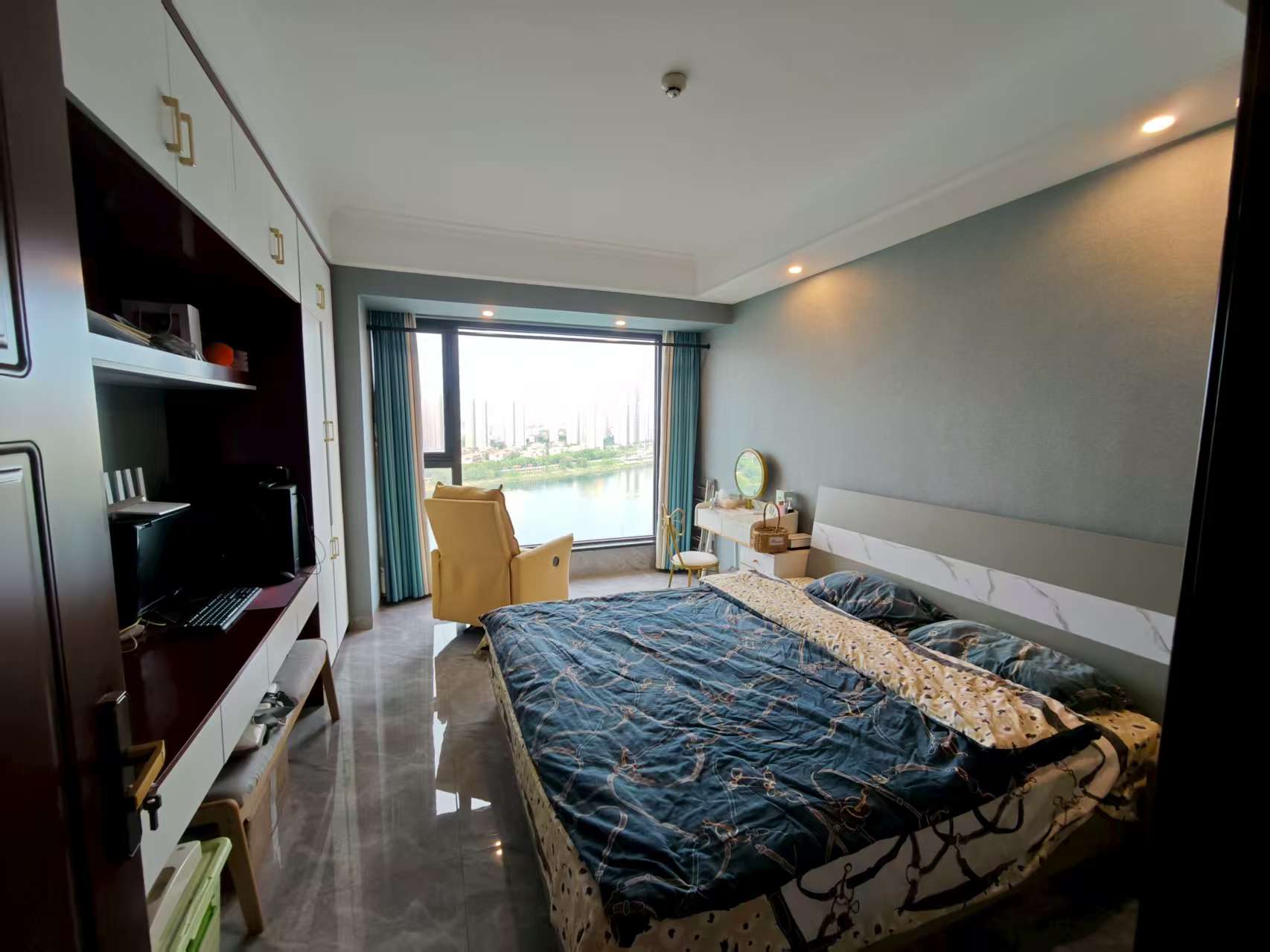 江岸公馆 1室0厅0卫 1600.0元/月 江岸公馆 1室0厅0卫 1600.0元/月室内图