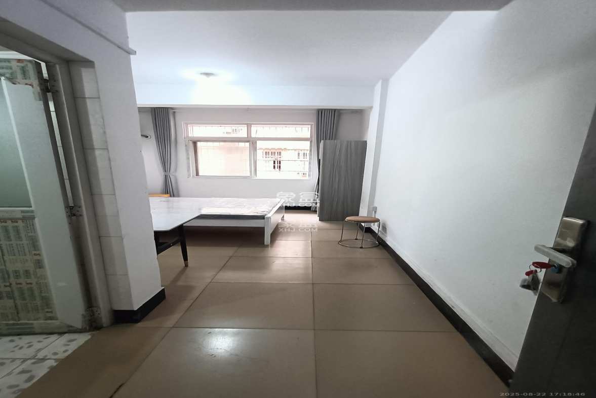 泉塘小区 1室0厅1卫 650.0元/月 泉塘小区 1室0厅1卫 650.0元/月室内图