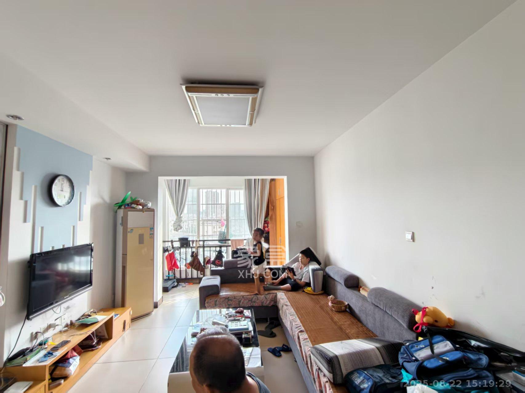 东门壹号家园  2室2厅1卫   2100.00元/月