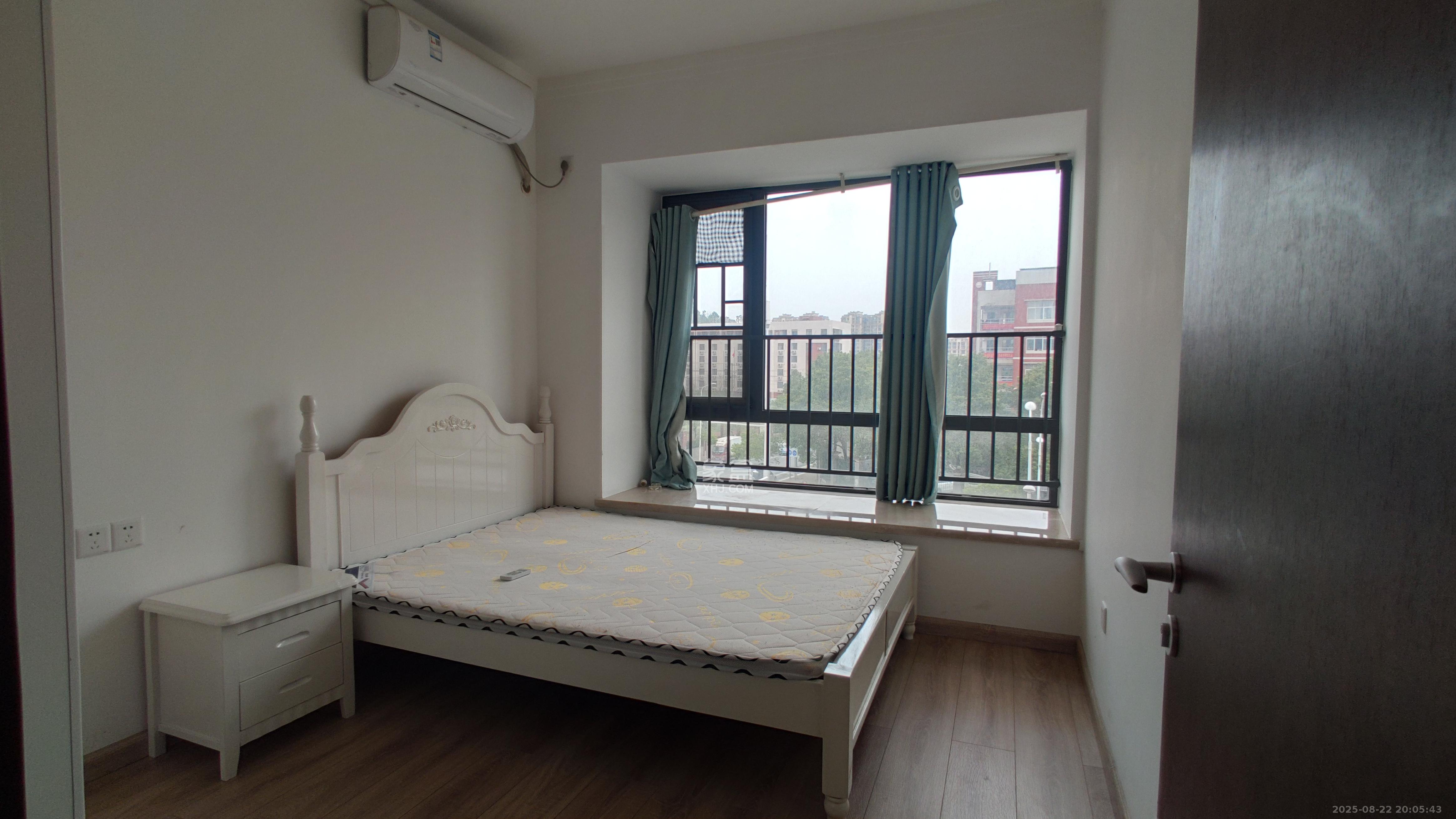 汇金城/嘉华城（二期、三期）  4室2厅2卫    2700.0元/月室内图