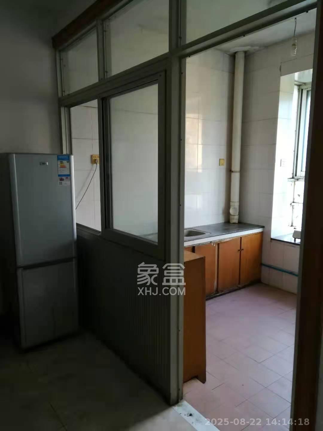 长沙紫金苑  3室2厅1卫    1800.0元/月 长沙紫金苑  3室2厅1卫    1800.0元/月室内图