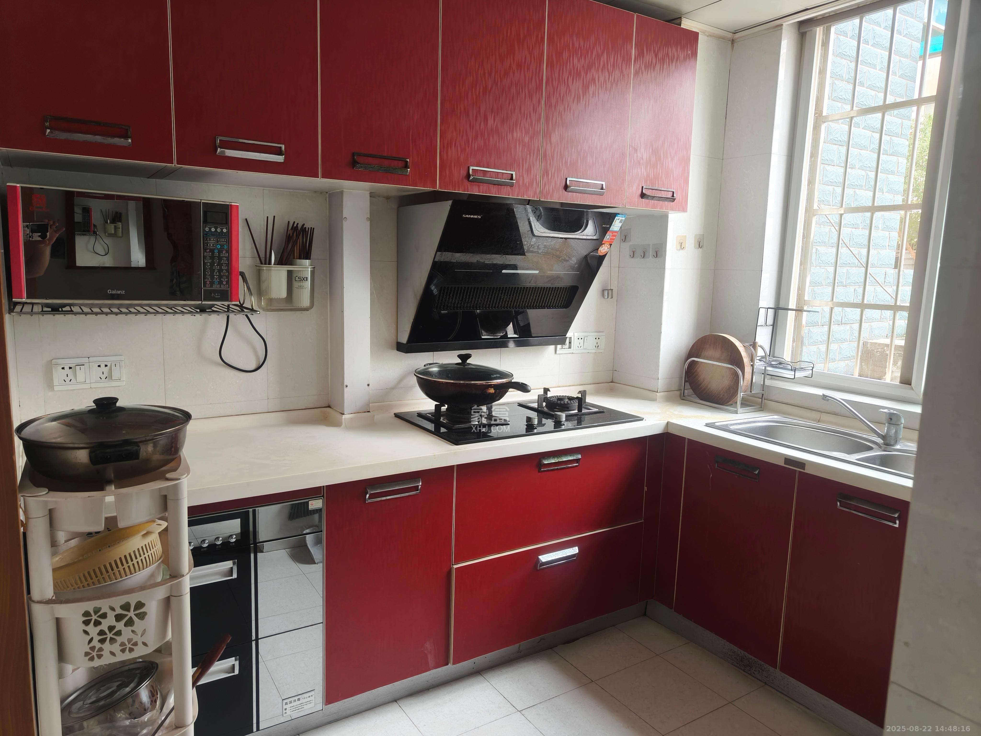 德润园 3室2厅1卫 2400.0元/月 德润园 3室2厅1卫 2400.0元/月室内图