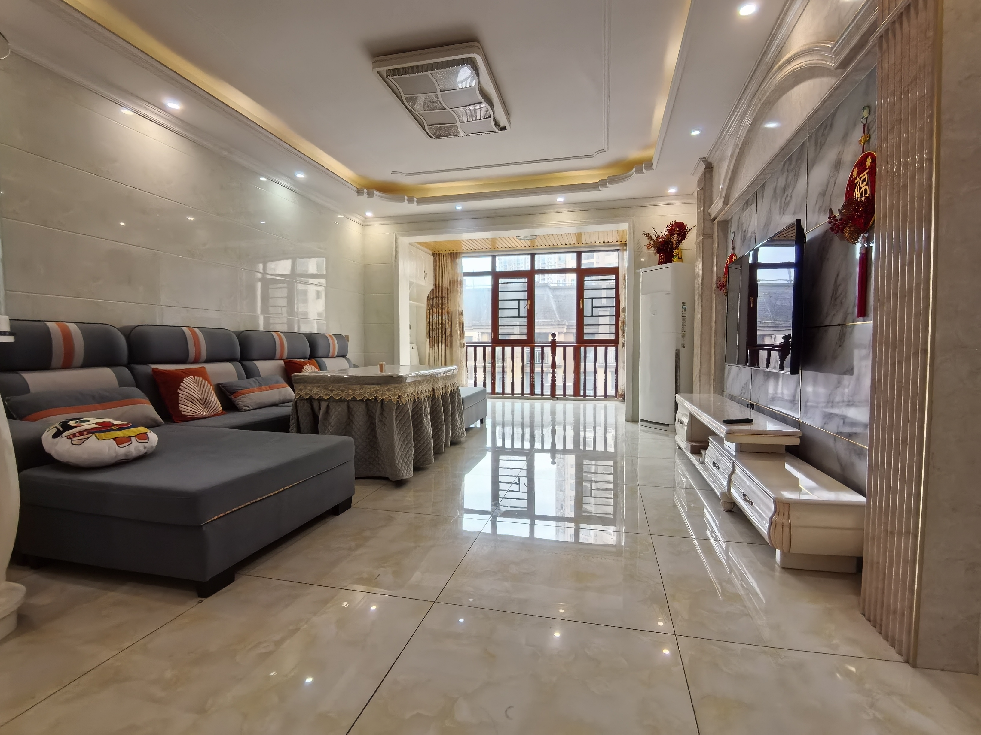 金益紫檀  4室2厅2卫    2300.0元/月 金益紫檀  4室2厅2卫    2300.0元/月室内图