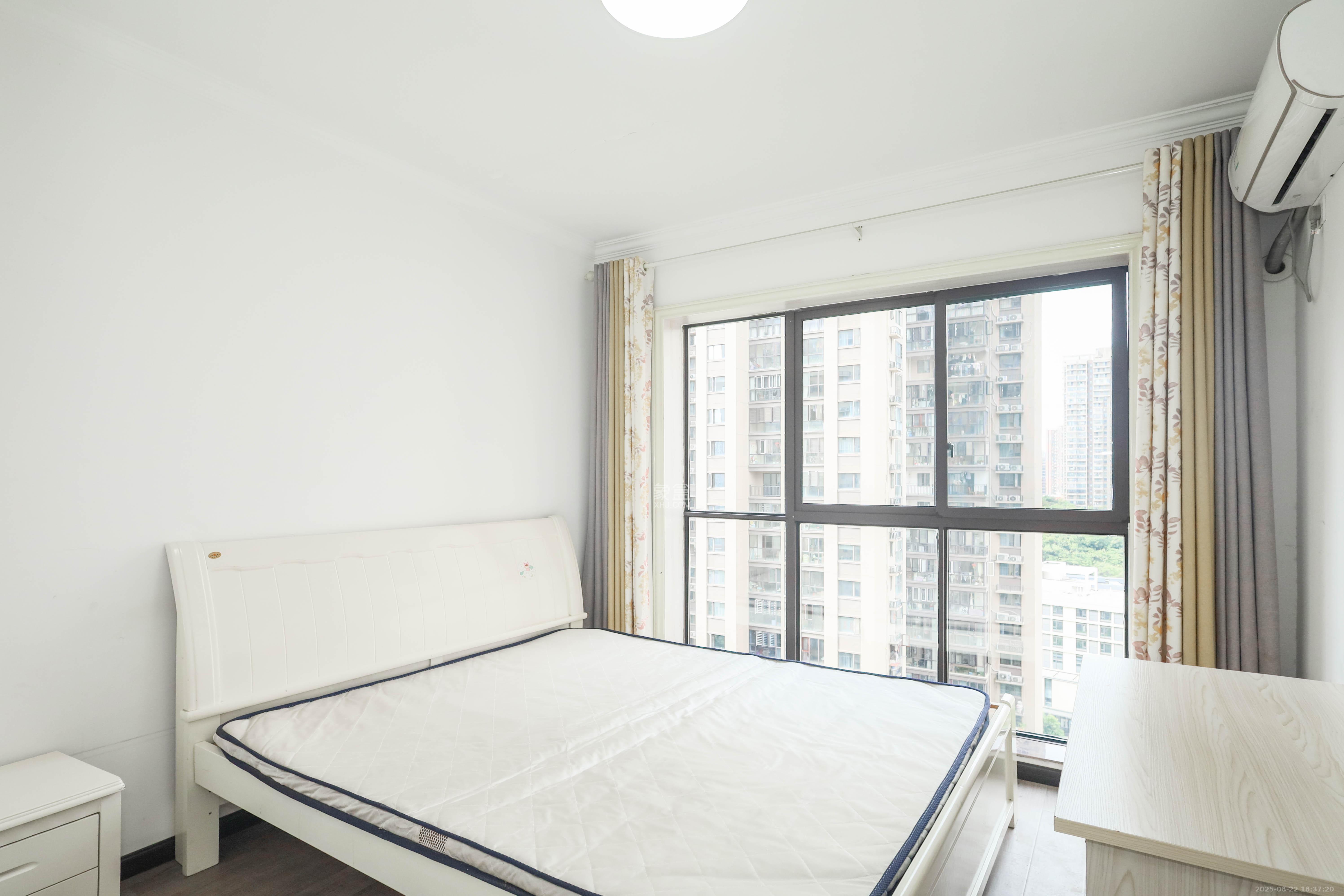 梅溪湖合能璞丽  4室2厅1卫    151.0万 梅溪湖合能璞丽  4室2厅1卫    151.0万卧室