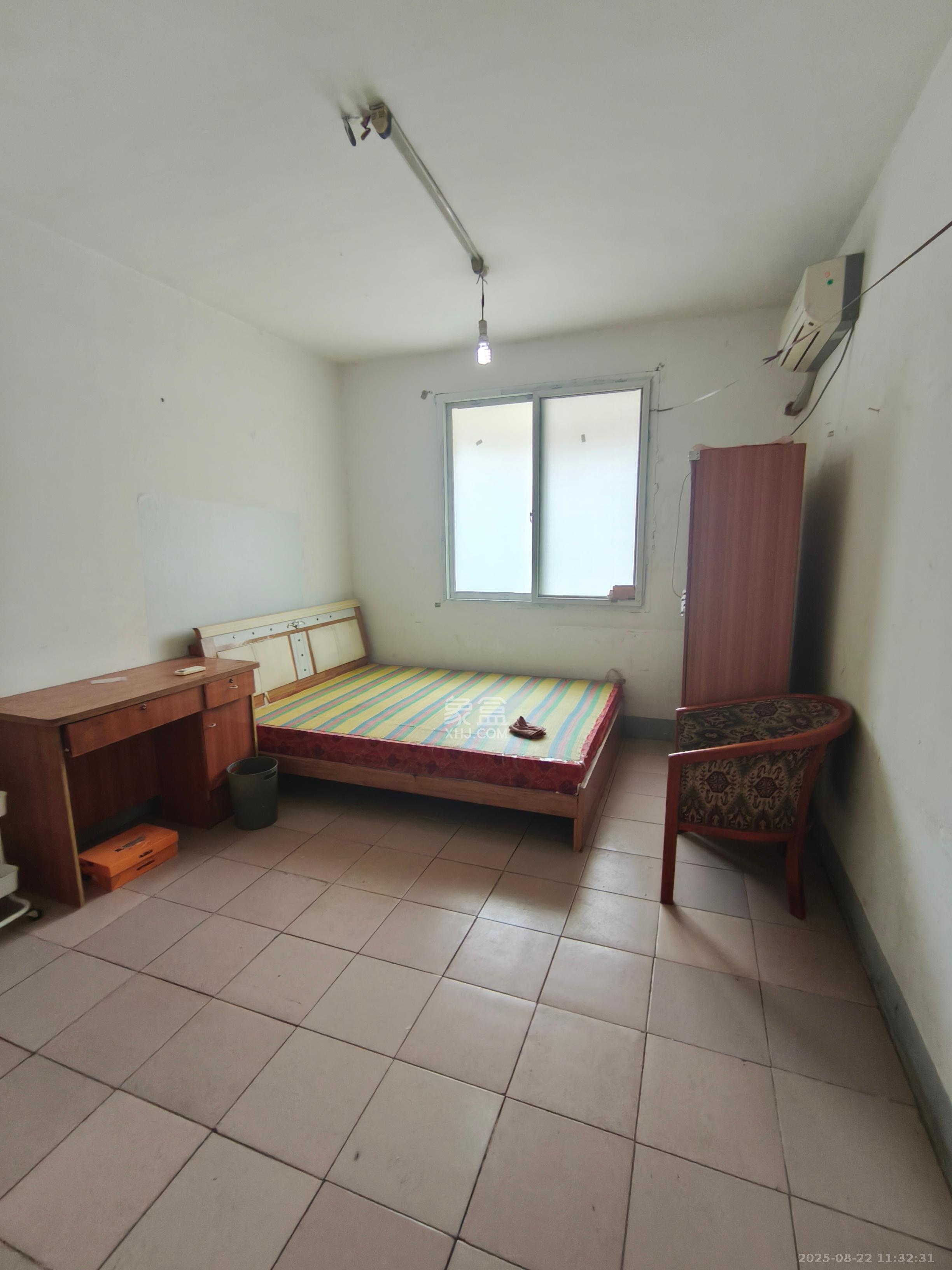 砂子塘社区 3室2厅2卫 2000.0元/月 砂子塘社区 3室2厅2卫 2000.0元/月室内图