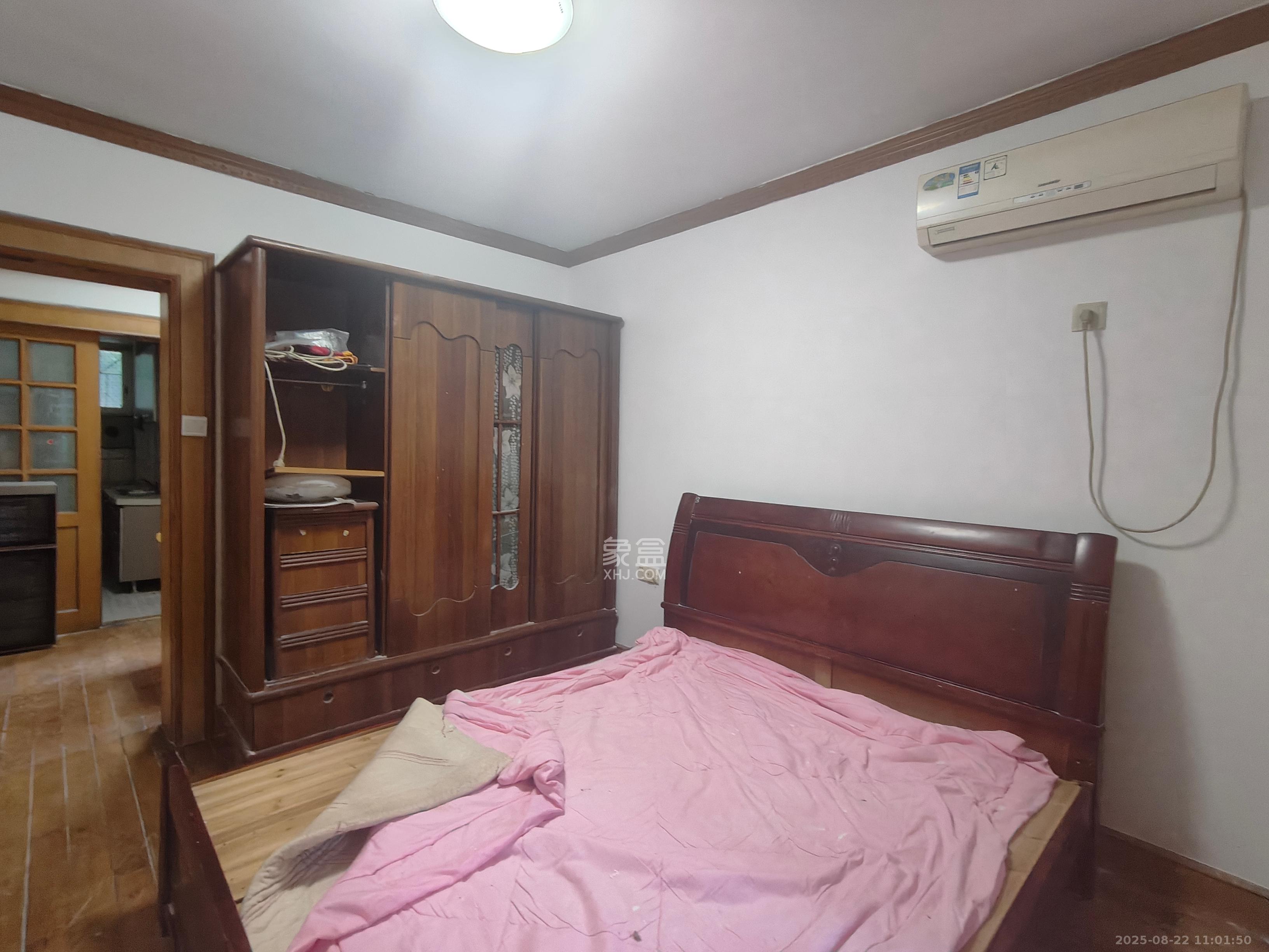 湖南中医药大学梨子山宿舍 3室1厅1卫 1900.0元/月 湖南中医药大学梨子山宿舍 3室1厅1卫 1900.0元/月室内图