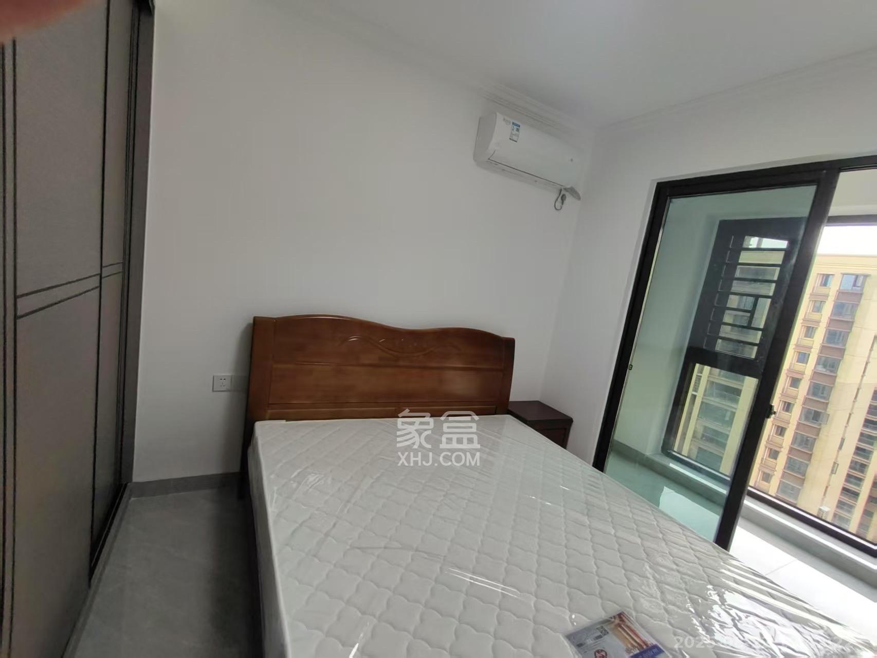 和润园三期 3室2厅2卫 2800.0元/月 和润园三期 3室2厅2卫 2800.0元/月室内图