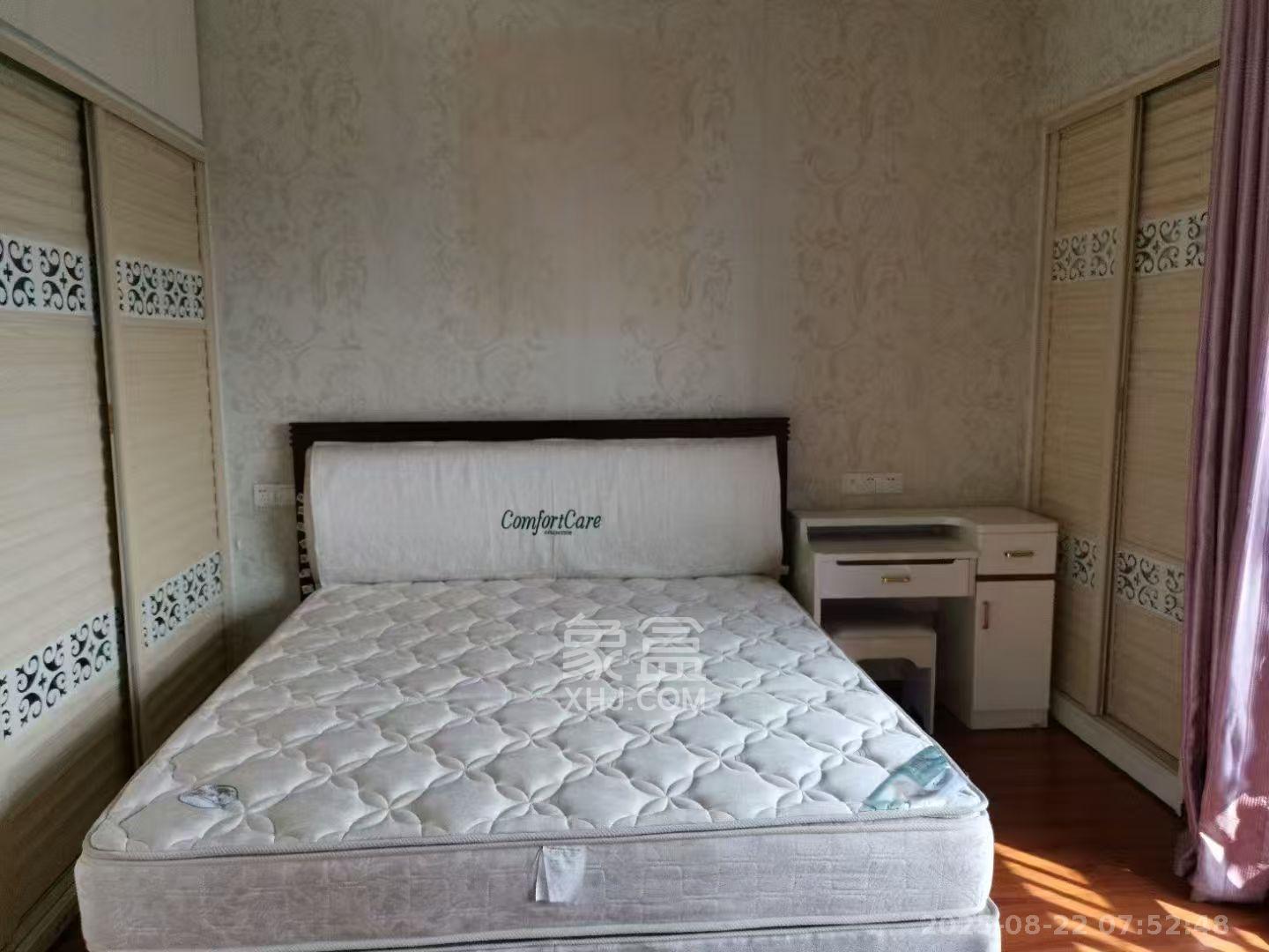 名富公寓  1室2厅1卫    2500.0元/月室内图