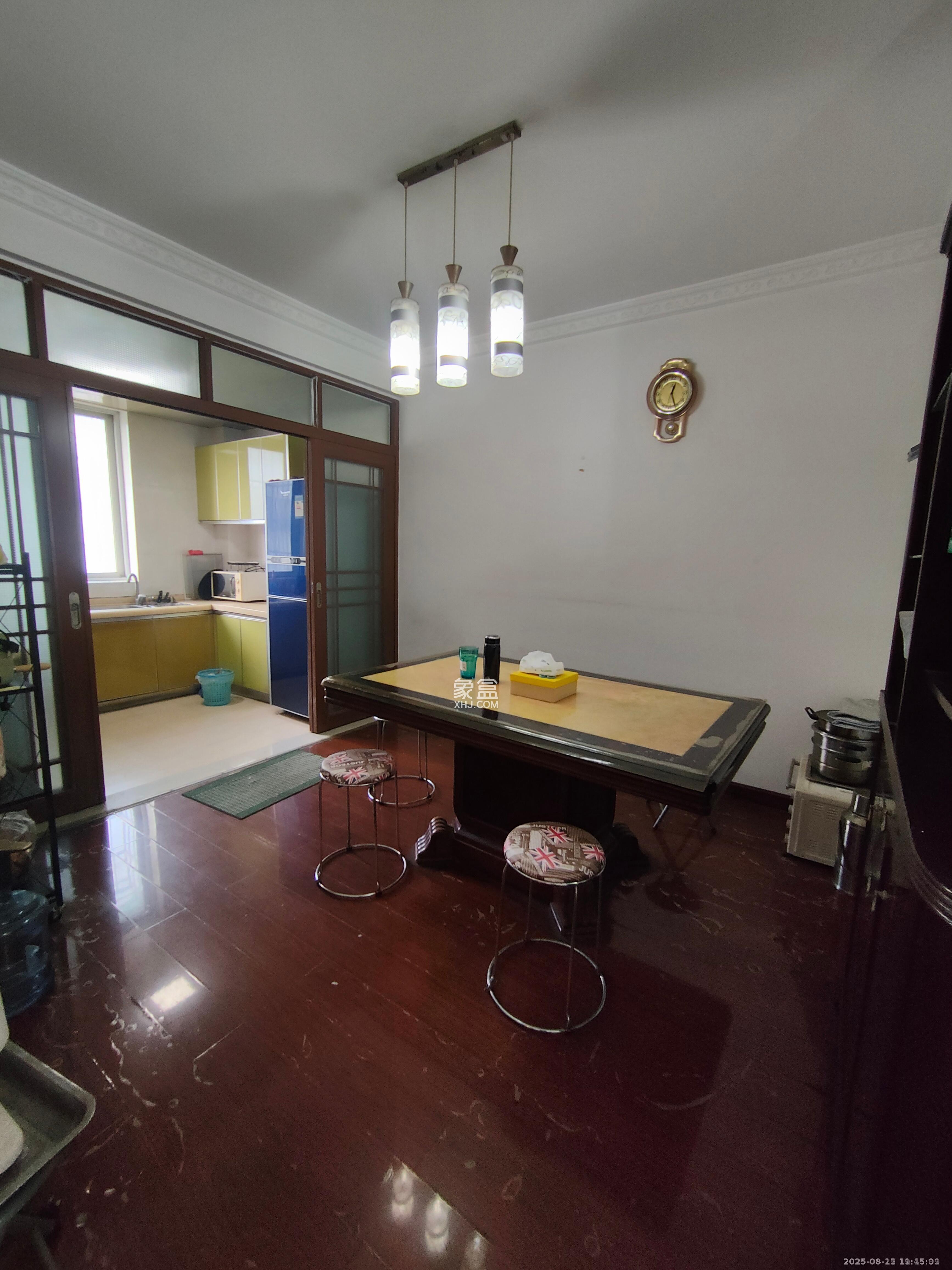 中盐勘测设计院 3室2厅1卫 1800.0元/月 中盐勘测设计院 3室2厅1卫 1800.0元/月室内图