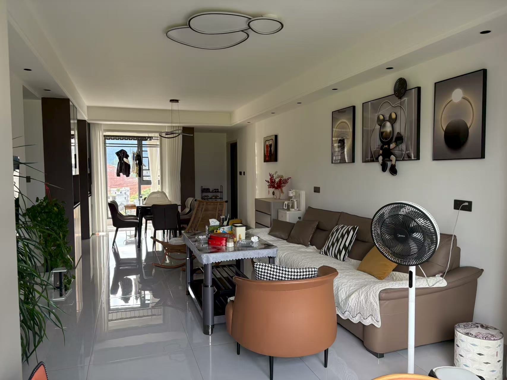 世茂云城 3室2厅2卫 2200.0元/月 世茂云城 3室2厅2卫 2200.0元/月室内图