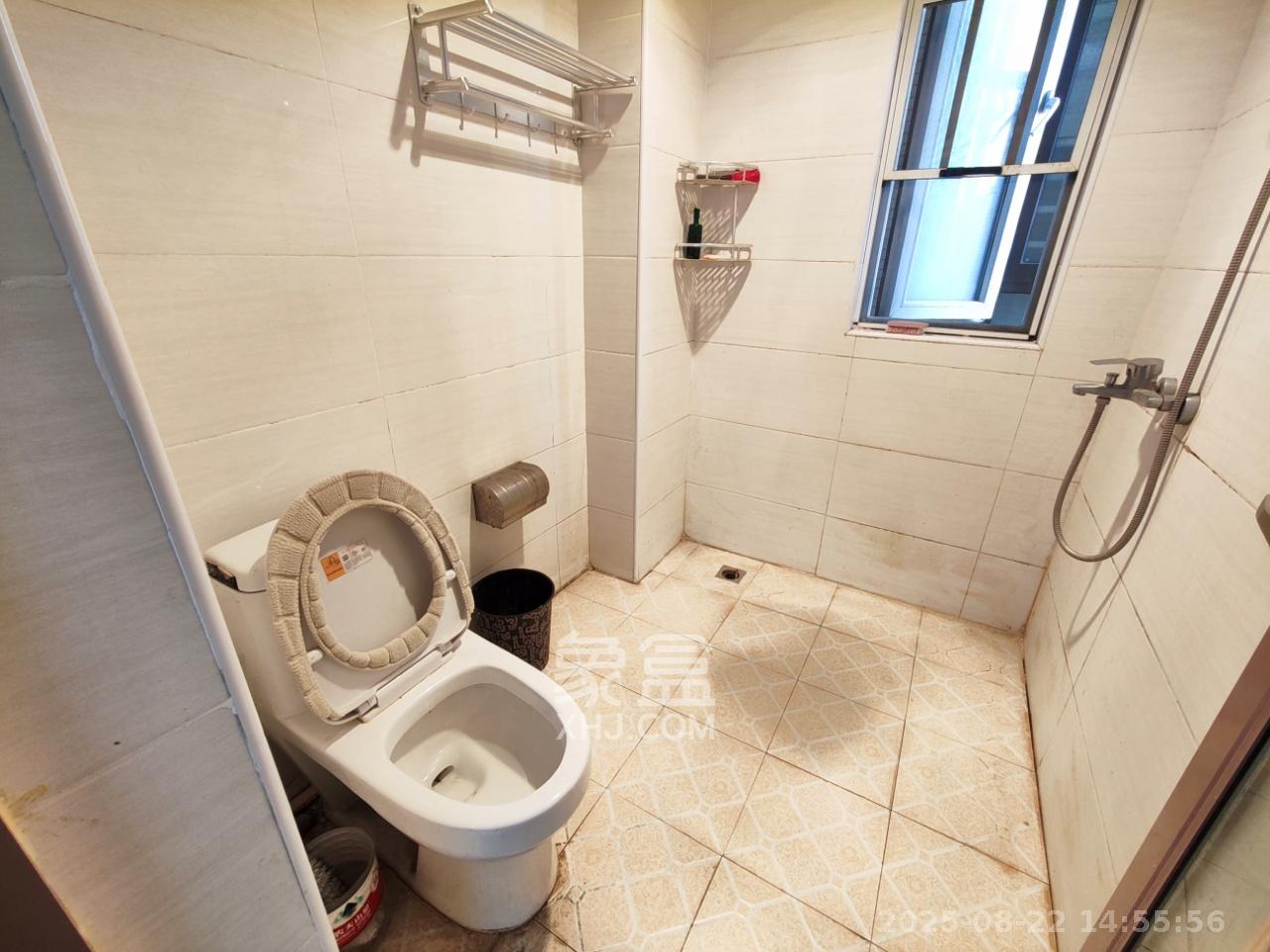 金地格林公馆 3室2厅1卫 2400.0元/月 金地格林公馆 3室2厅1卫 2400.0元/月室内图