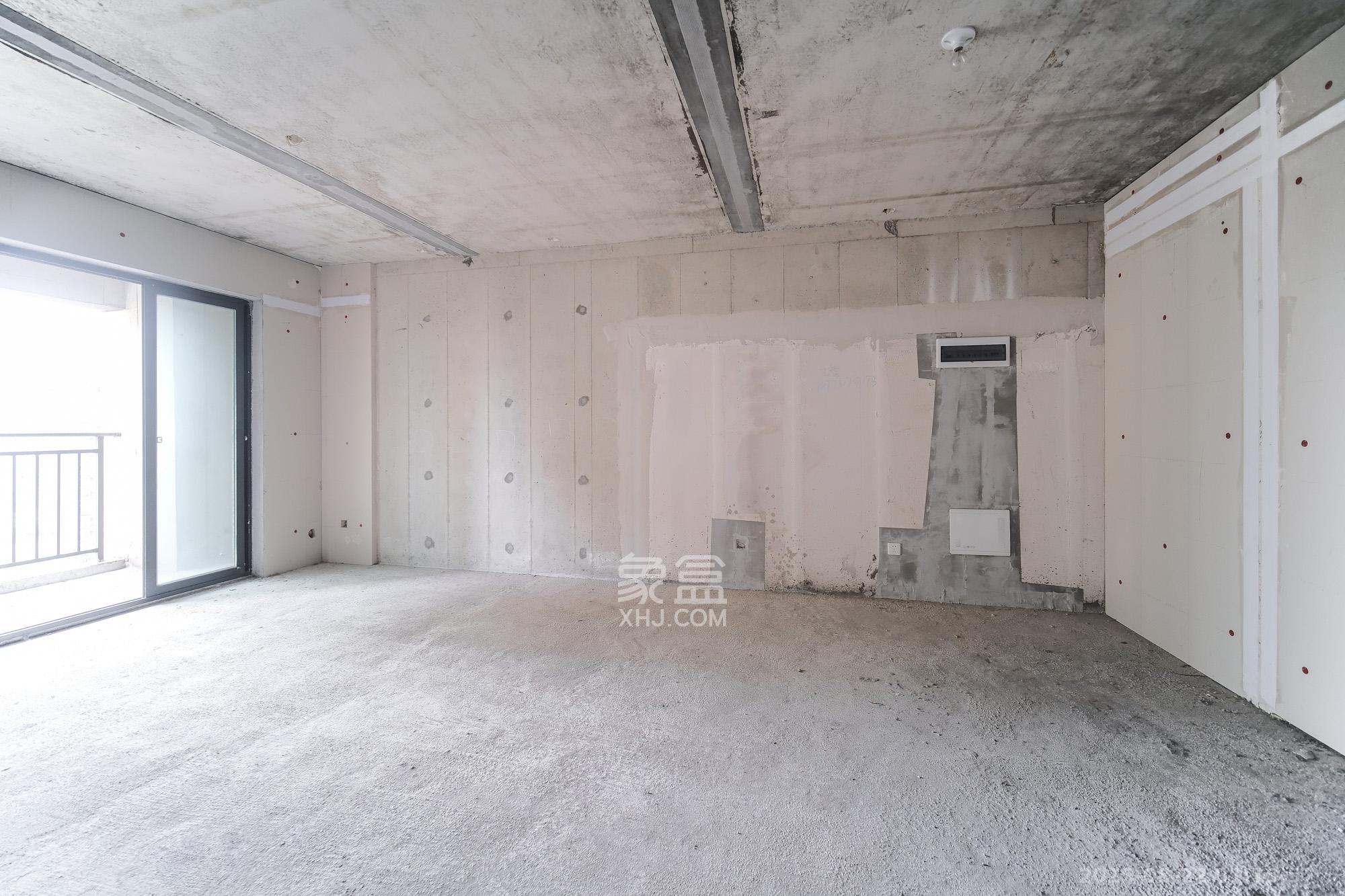 星城春晓 3室2厅1卫 68.0万 星城春晓 3室2厅1卫 68.0万客厅