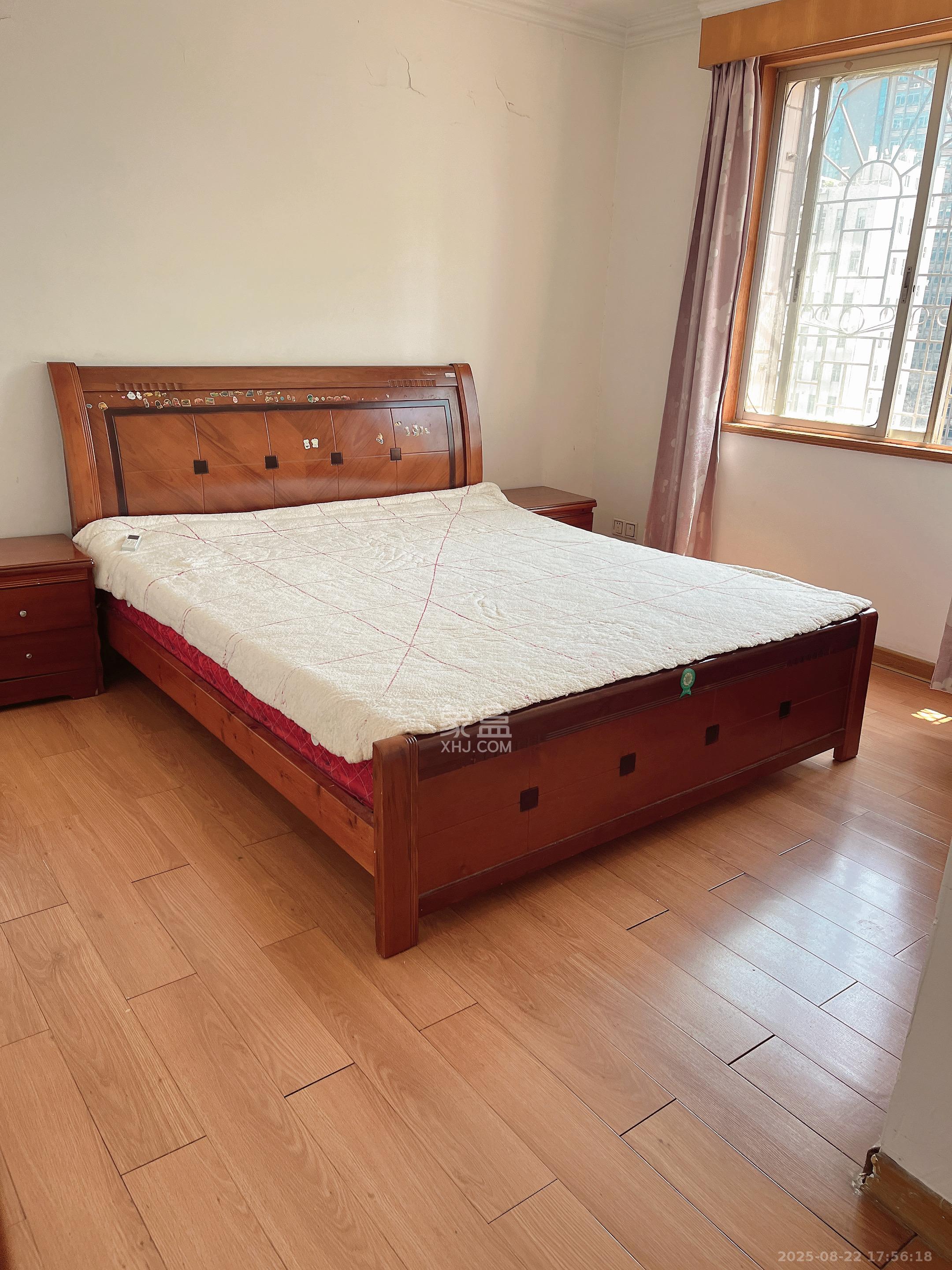 城市花园 3室2厅2卫 2800.0元/月 城市花园 3室2厅2卫 2800.0元/月室内图