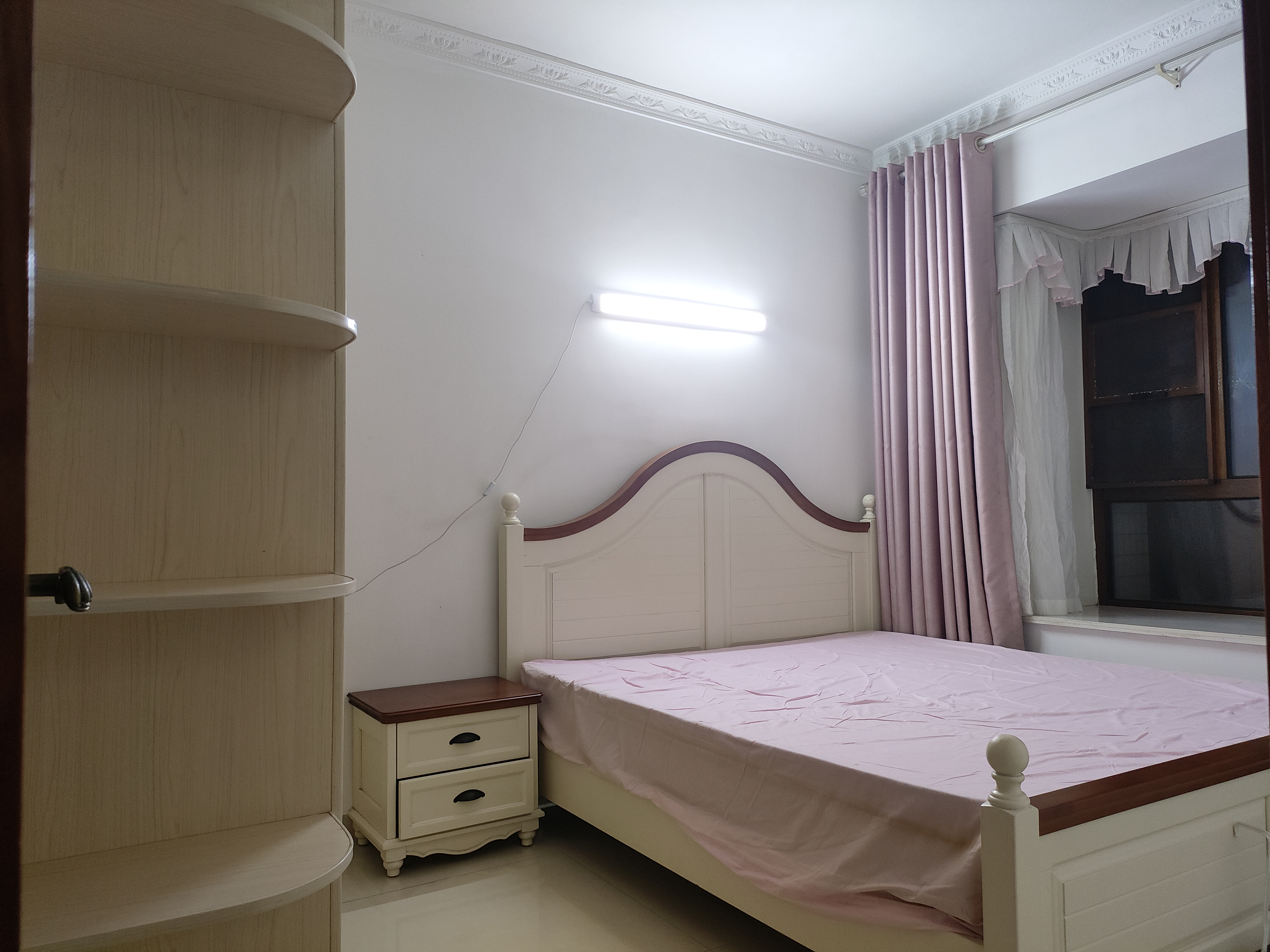 西溪里一期 2室2厅1卫 3000.0元/月 西溪里一期 2室2厅1卫 3000.0元/月室内图