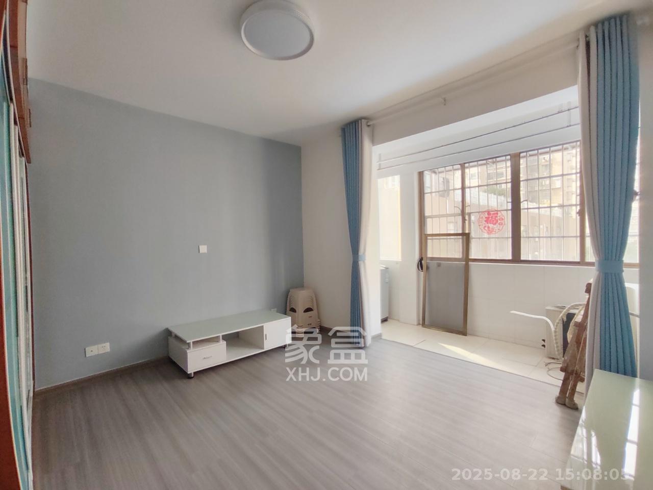 旺佳园 3室2厅2卫 2100.0元/月 旺佳园 3室2厅2卫 2100.0元/月室内图