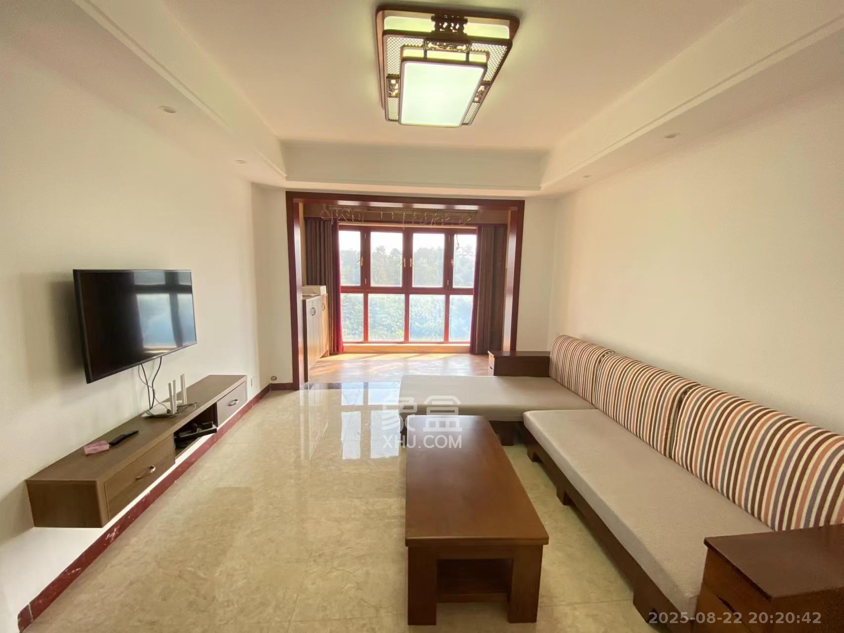 盛景谷山里  2室2厅1卫    2300.0元/月室内图