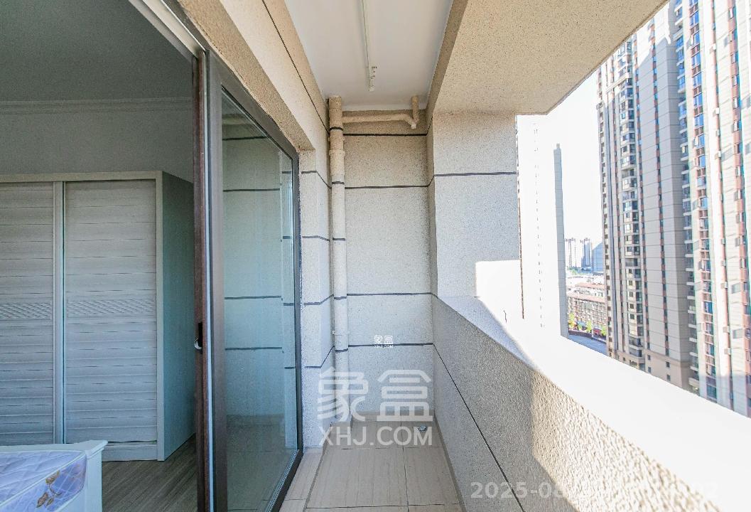 碧桂园星城首府 1室1厅1卫 1500.0元/月 碧桂园星城首府 1室1厅1卫 1500.0元/月室内图