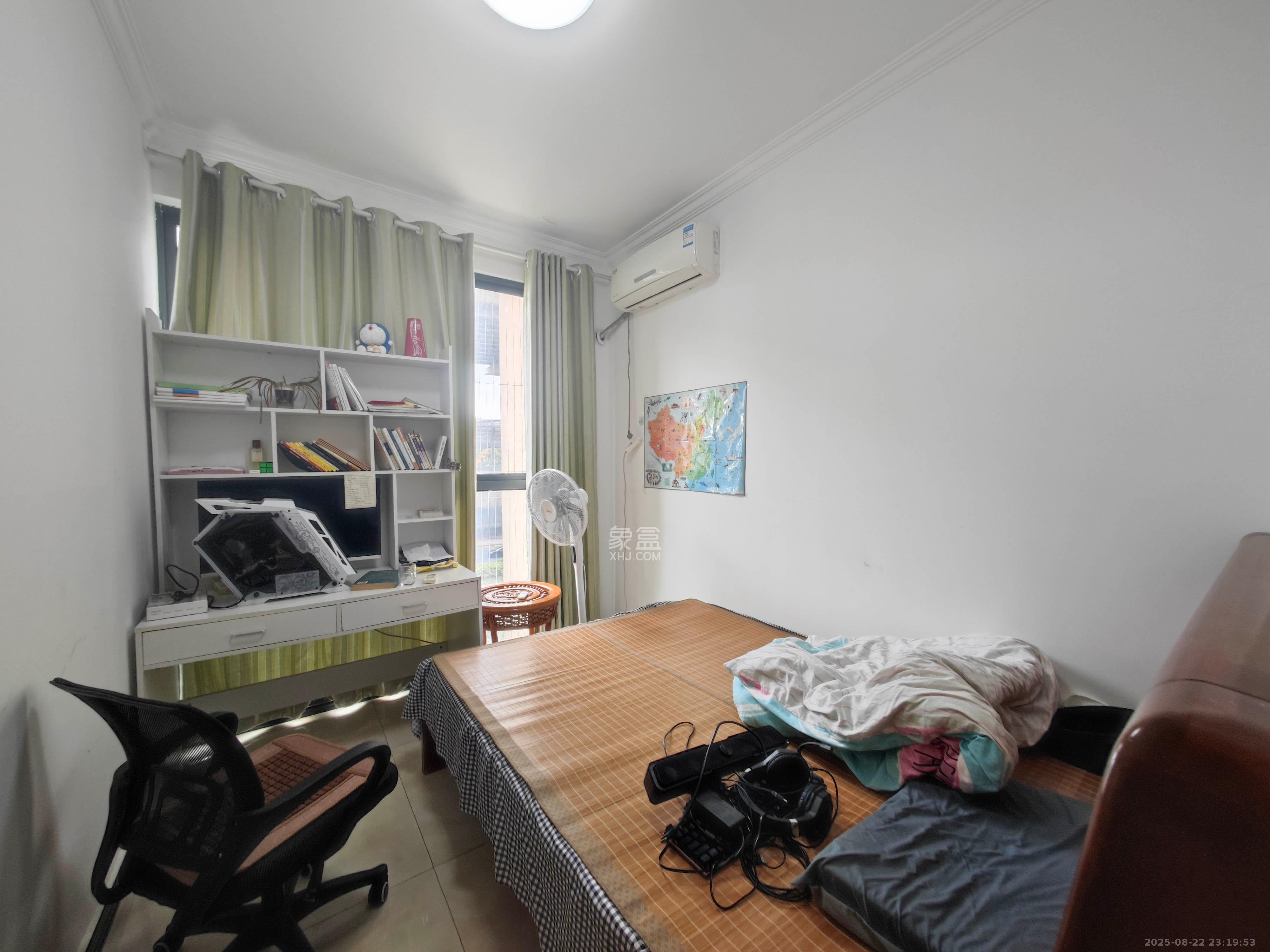 湘府十城(汇财御景湾新寓,汇财国际)  3室2厅1卫    78.0万 湘府十城(汇财御景湾新寓,汇财国际)  3室2厅1卫    78.0万卧室