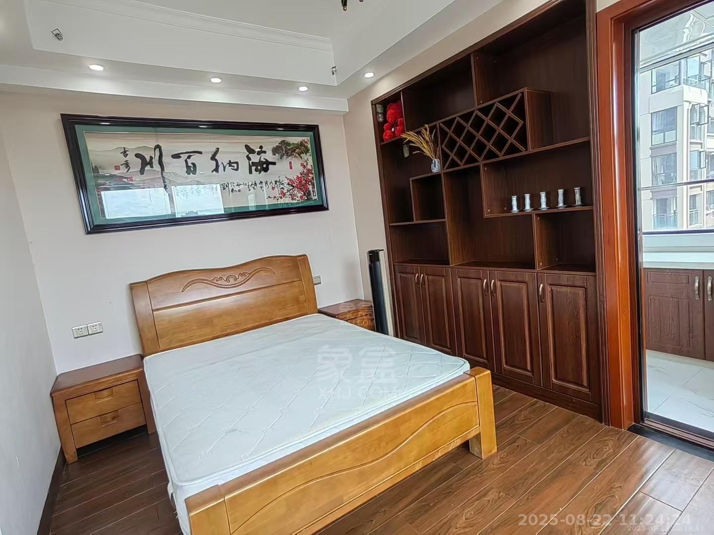 文艺复兴(未来城)  1室1厅1卫    1300.0元/月 文艺复兴(未来城)  1室1厅1卫    1300.0元/月室内图