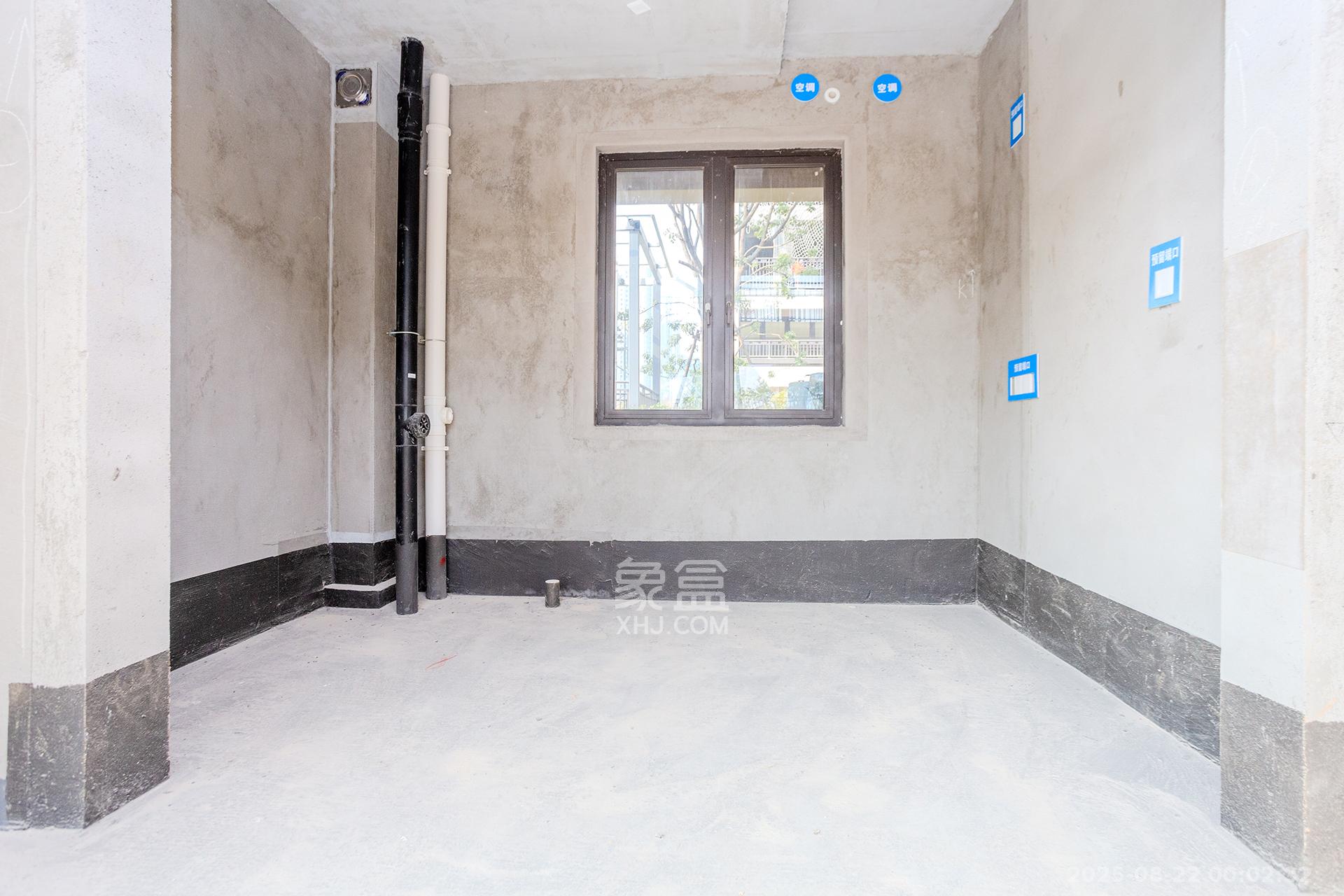 时代建发和著  6室2厅4卫    488.0万 时代建发和著  6室2厅4卫    488.0万厨房