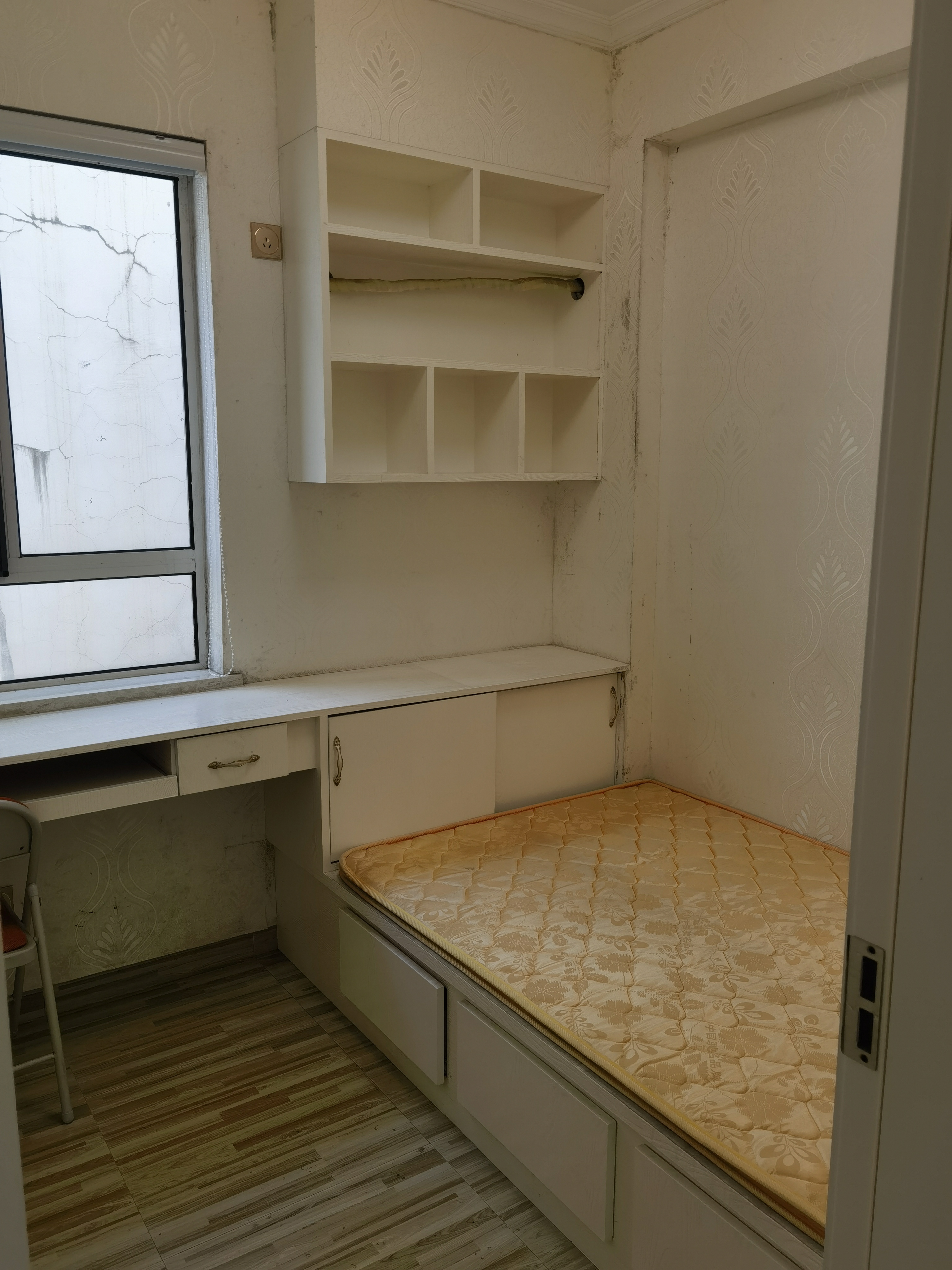 特变水木融城  3室0厅0卫   1800.00元/月室内图