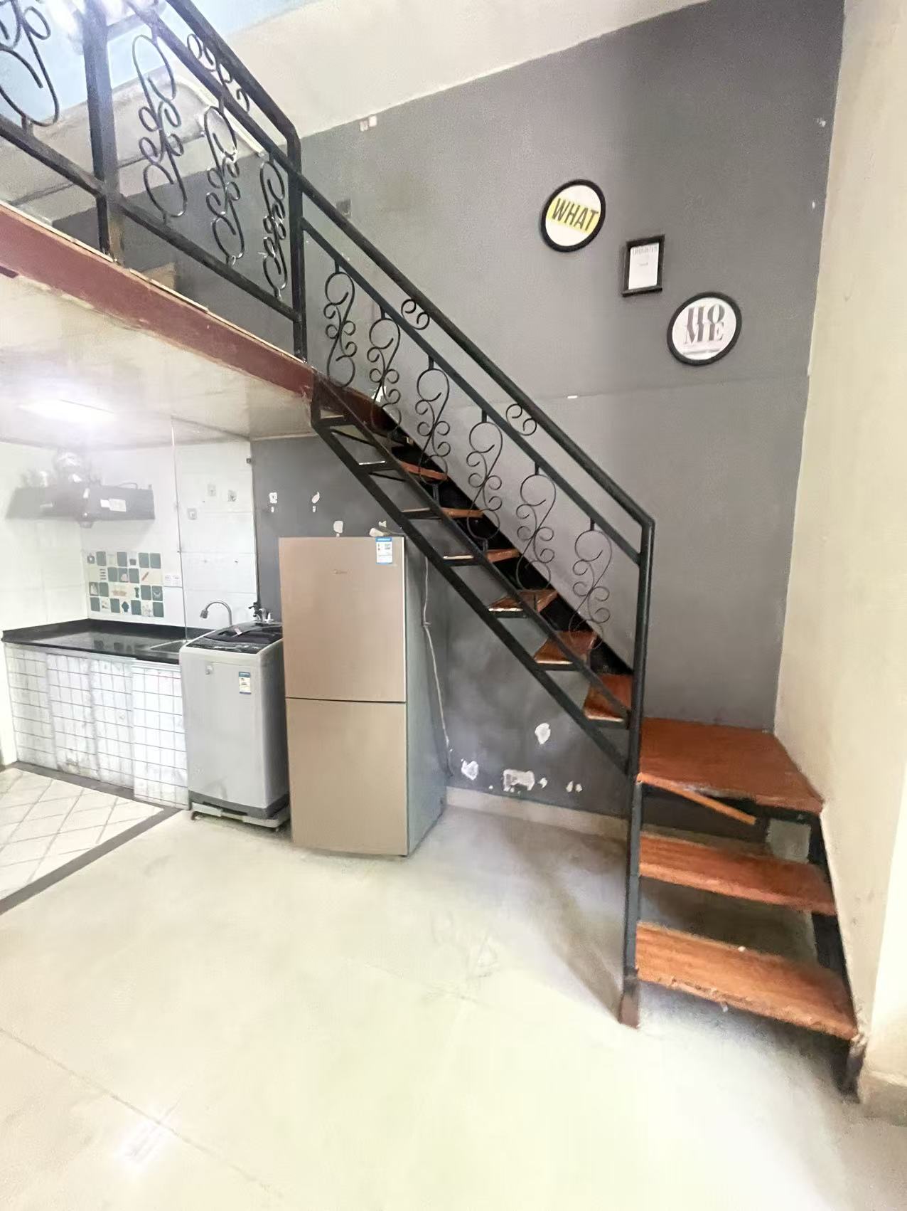 金钟大厦 1室1厅1卫 1200.0元/月 金钟大厦 1室1厅1卫 1200.0元/月室内图