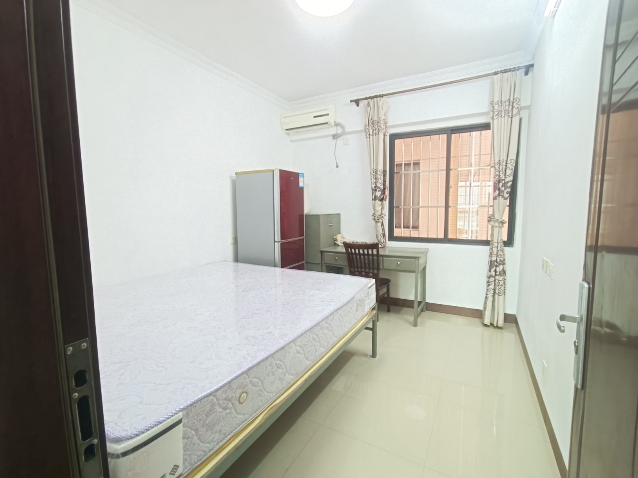 铭盛檀香洲 3室2厅1卫 2300.0元/月 铭盛檀香洲 3室2厅1卫 2300.0元/月室内图