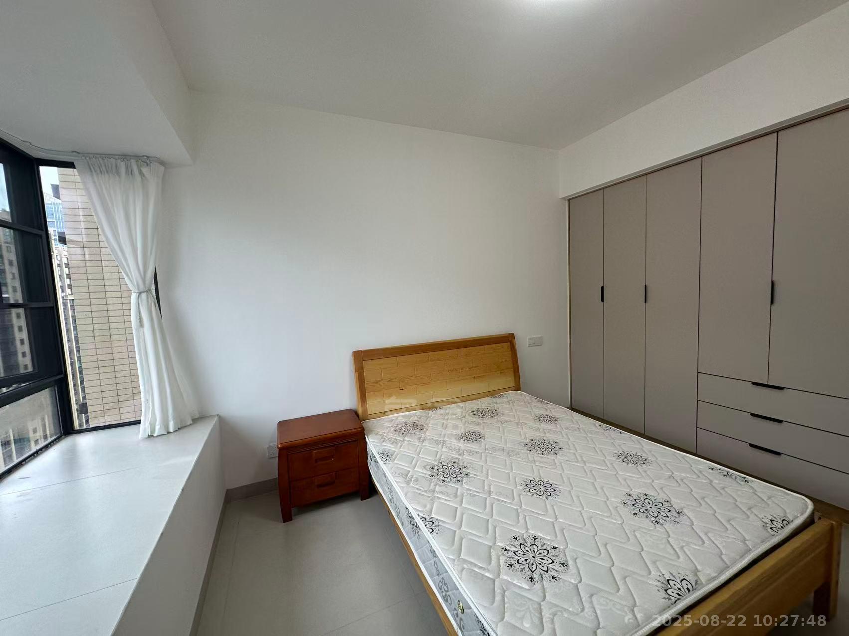 春藤小镇 3室2厅1卫 1600.0元/月 春藤小镇 3室2厅1卫 1600.0元/月室内图