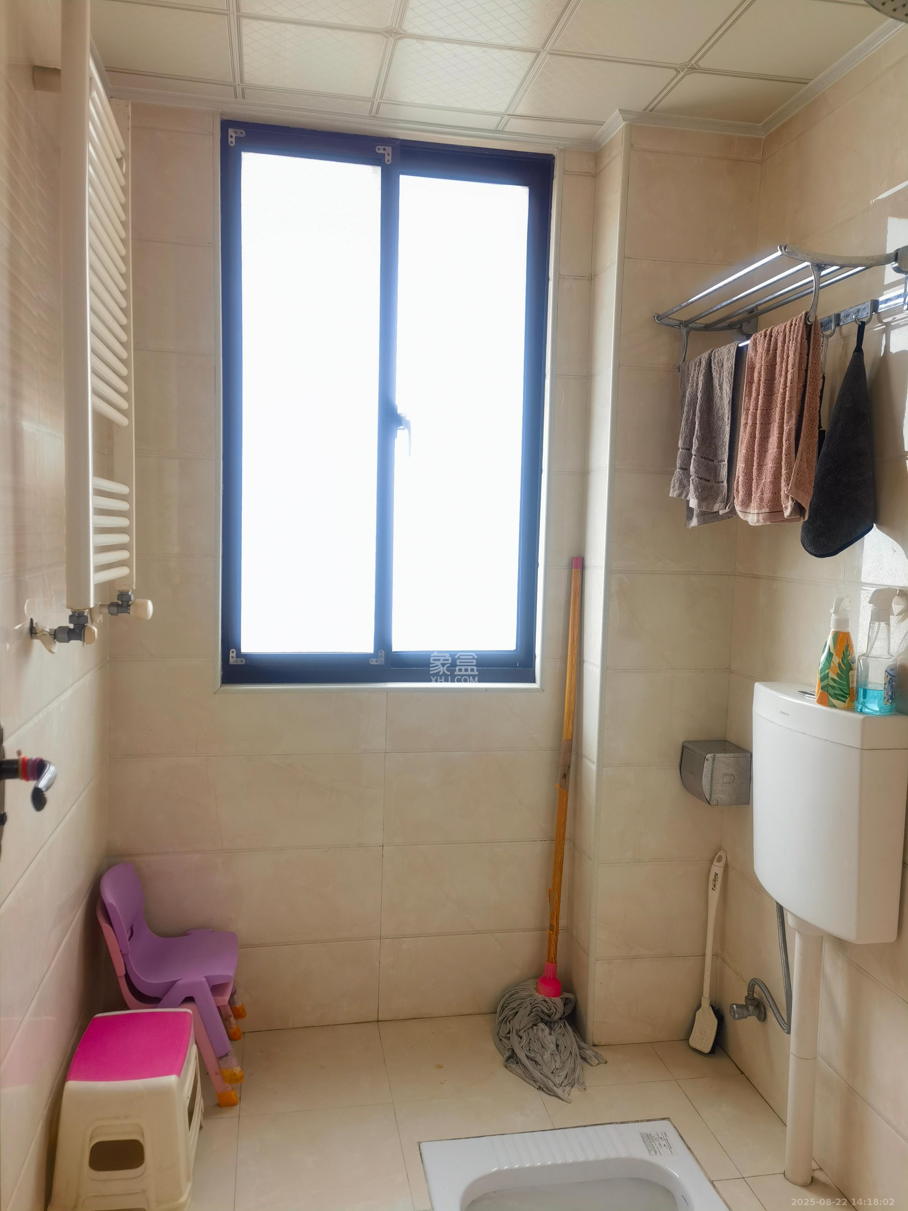 融科檀香山(融科紫檀、香山国际) 3室2厅1卫 3800.0元/月 融科檀香山(融科紫檀、香山国际) 3室2厅1卫 3800.0元/月室内图