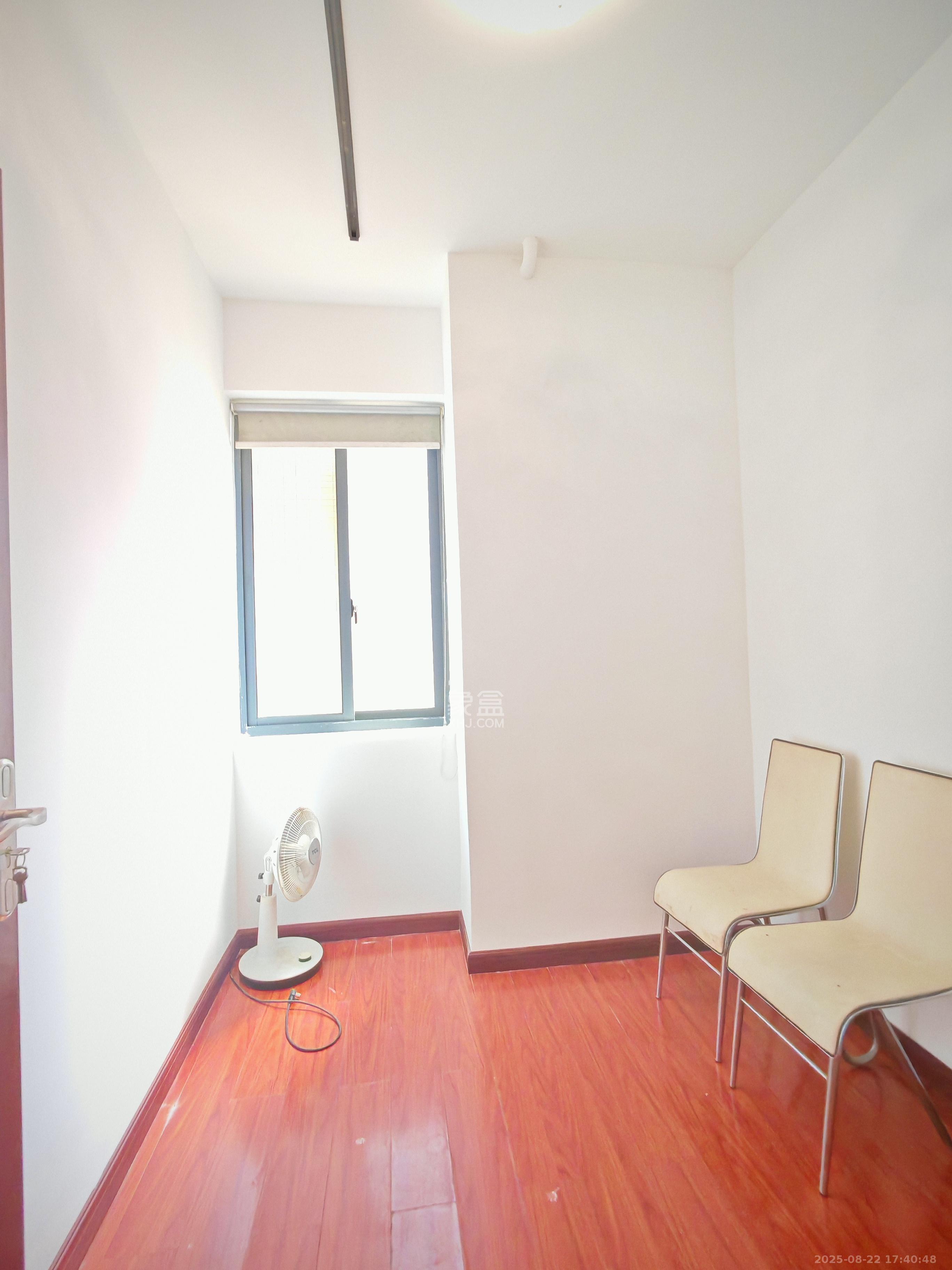 万博汇  4室2厅2卫    4000.0元/月 万博汇  4室2厅2卫    4000.0元/月室内图