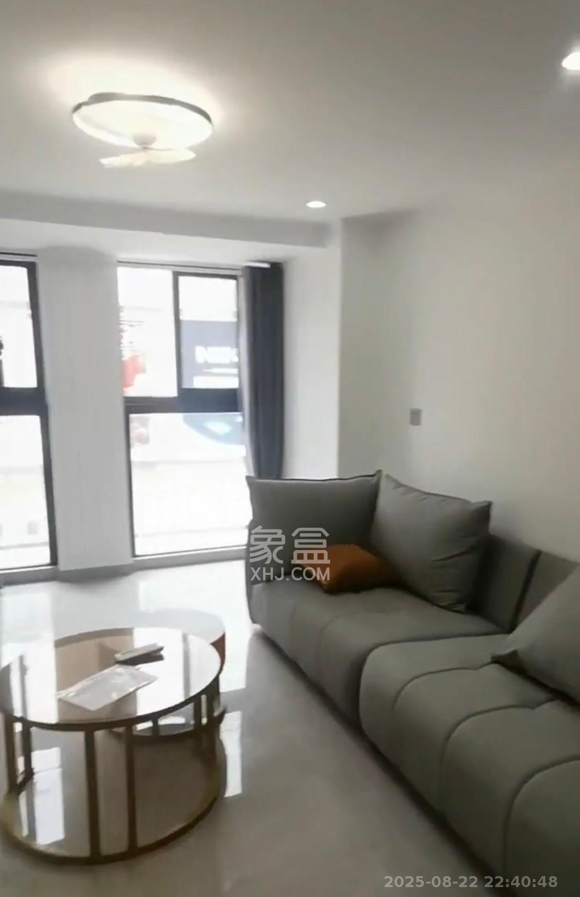 中交广场公寓 2室1厅1卫 2000.0元/月 中交广场公寓 2室1厅1卫 2000.0元/月室内图