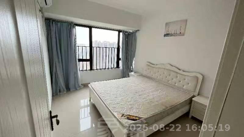 东部美的城 3室2厅2卫 1900.0元/月 东部美的城 3室2厅2卫 1900.0元/月室内图