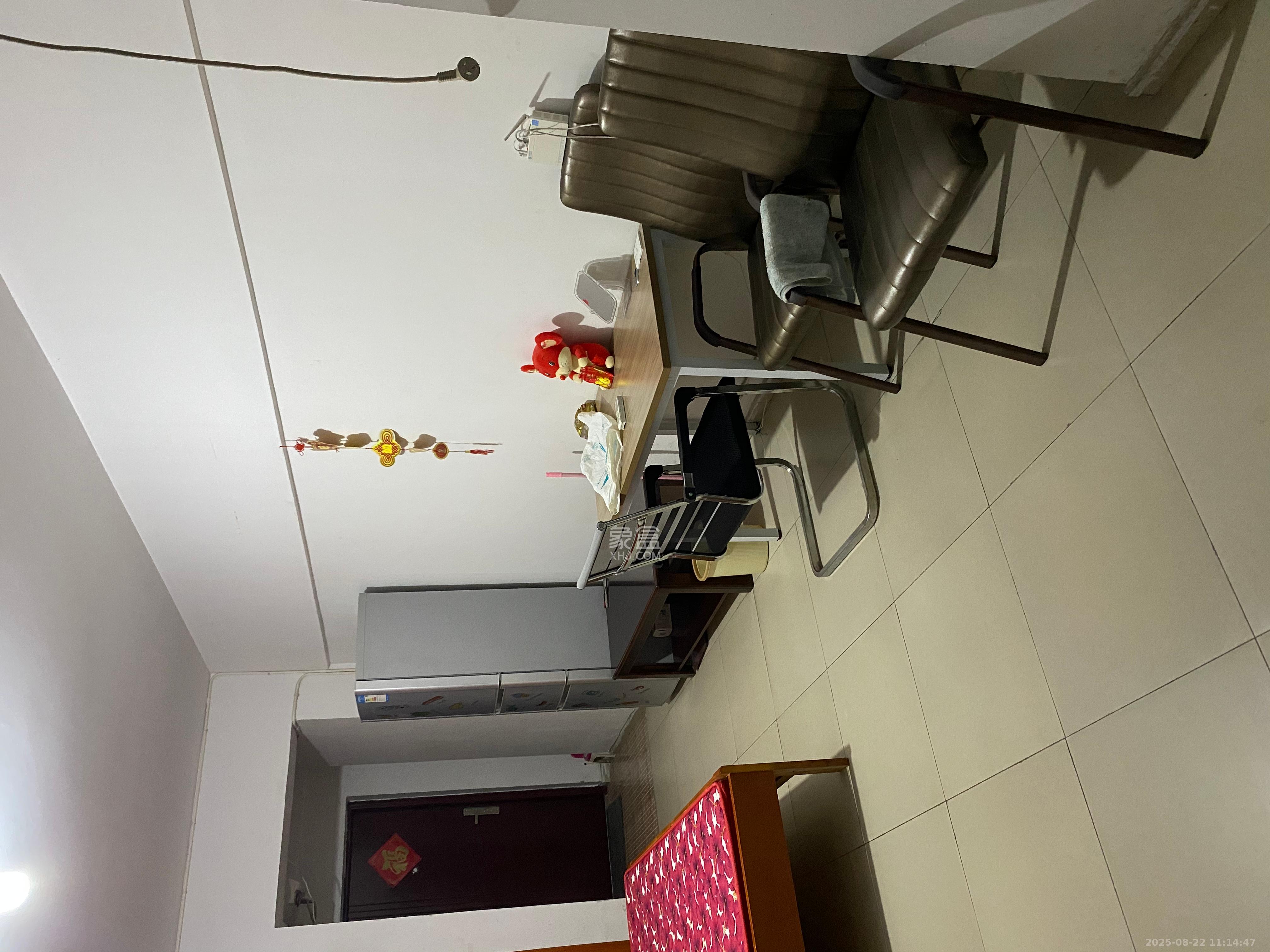 亚商国际 1室1厅1卫 1300.0元/月 亚商国际 1室1厅1卫 1300.0元/月室内图