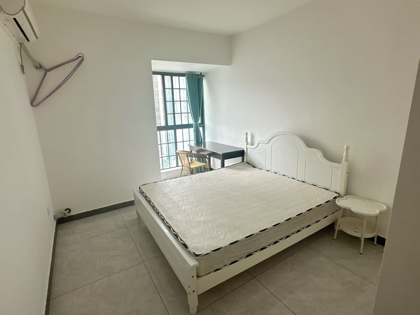 逸臣广场 2室2厅1卫 1700.0元/月 逸臣广场 2室2厅1卫 1700.0元/月室内图