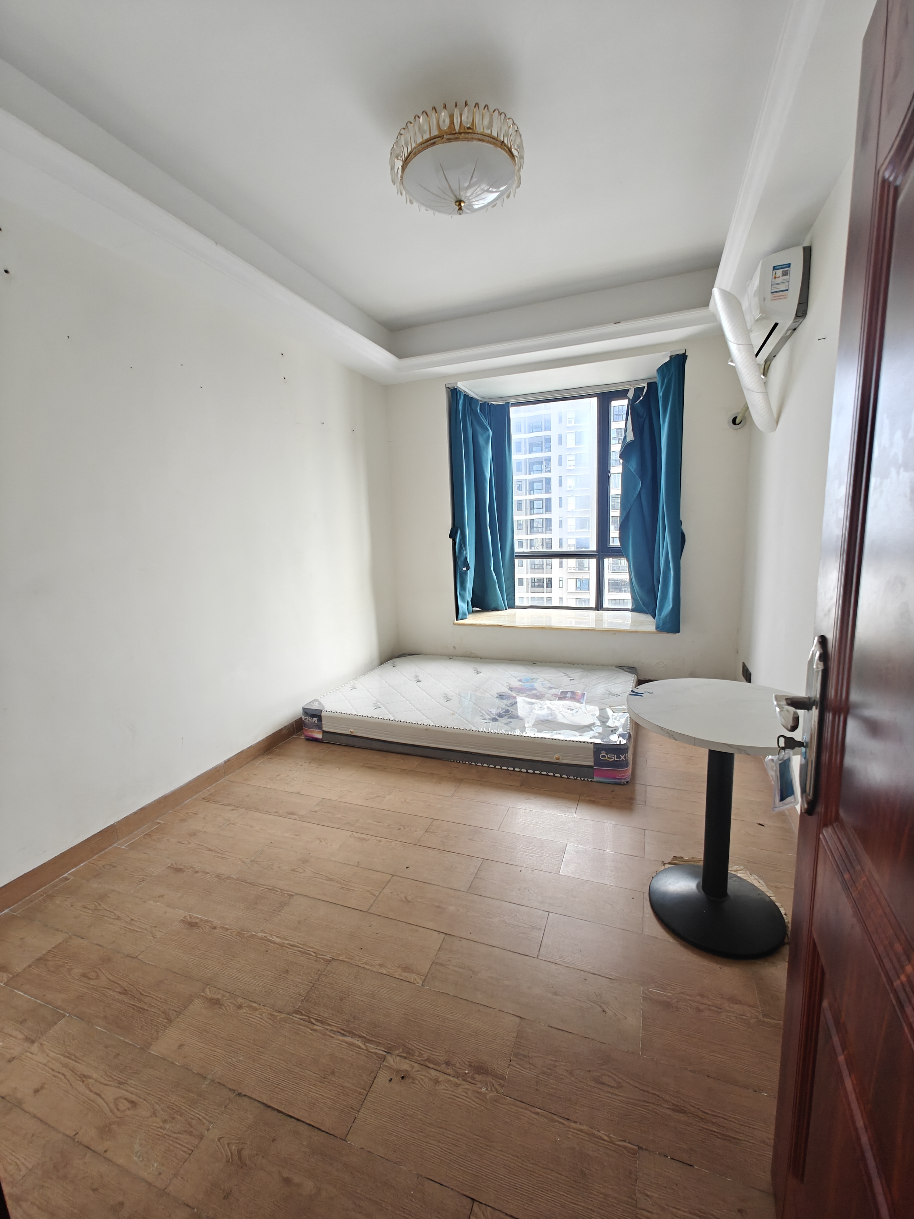 盛达景都二期 3室2厅2卫 3800.0元/月 盛达景都二期 3室2厅2卫 3800.0元/月室内图