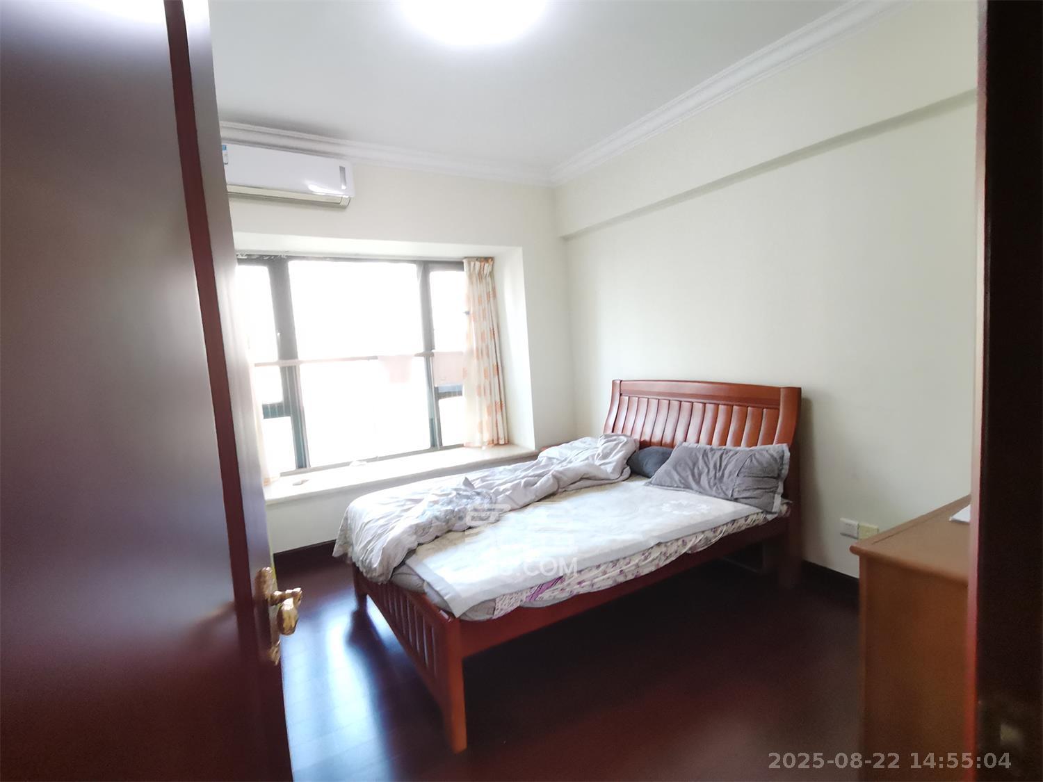 恒大城 4室2厅1卫 2900.0元/月 恒大城 4室2厅1卫 2900.0元/月室内图