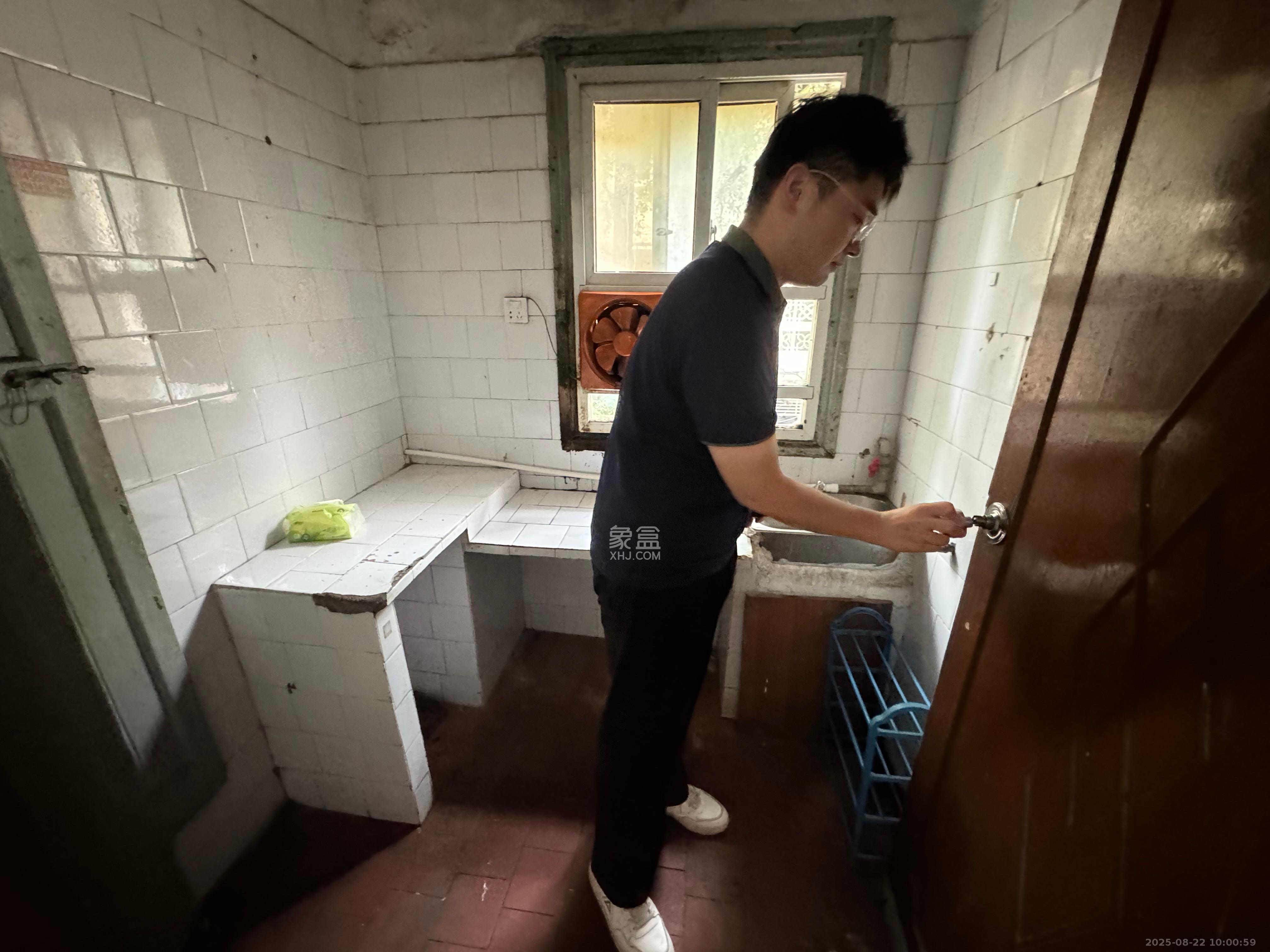 东风路汽电宿舍(东风路三条巷/四条巷)  1室1厅1卫    1000.0元/月 东风路汽电宿舍(东风路三条巷/四条巷)  1室1厅1卫    1000.0元/月室内图