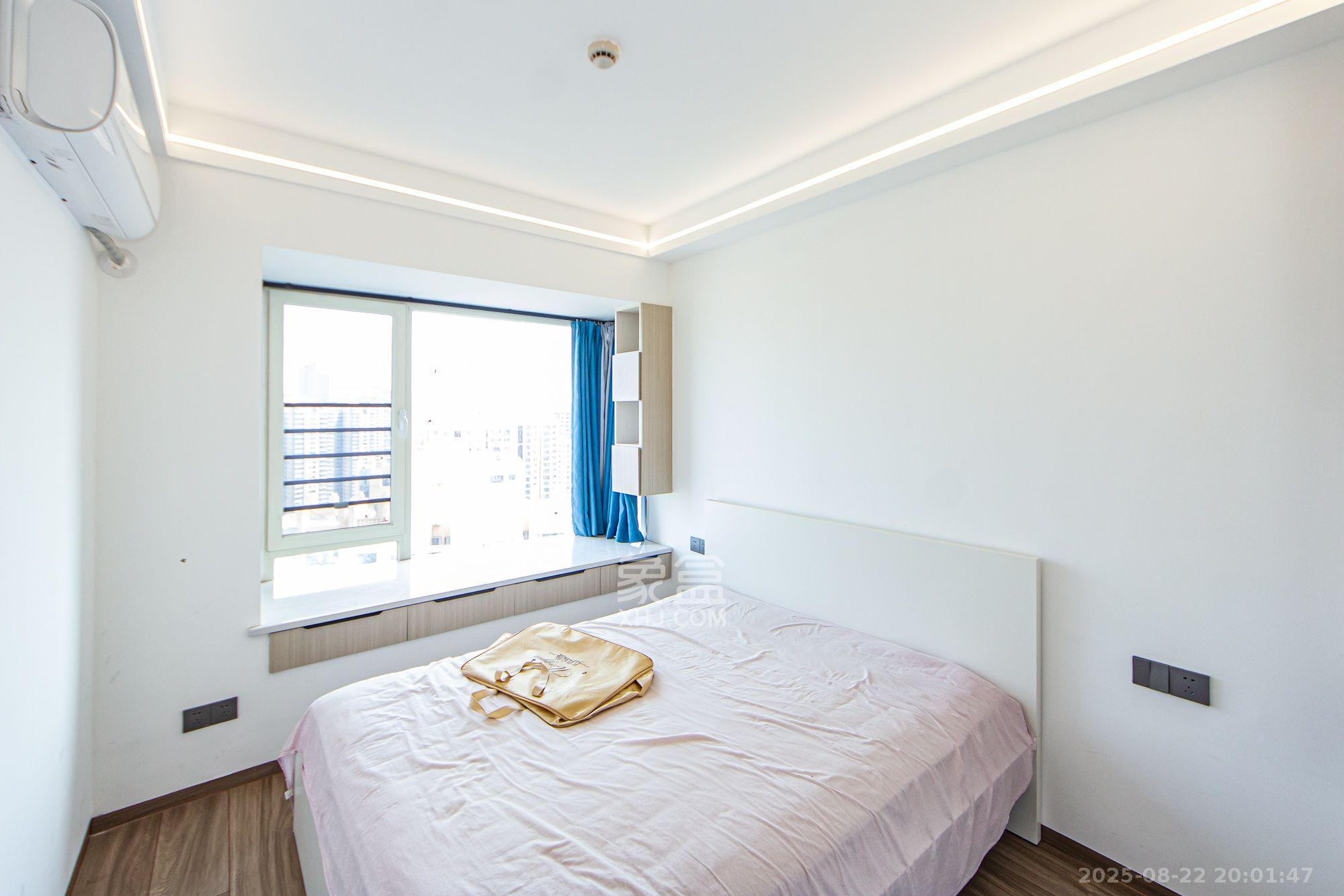 北辰三角洲E7区  3室2厅2卫    5500.0元/月室内图