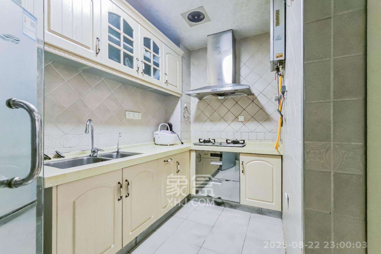 万科金域华府三四期 1室2厅2卫 3500.0元/月 万科金域华府三四期 1室2厅2卫 3500.0元/月室内图