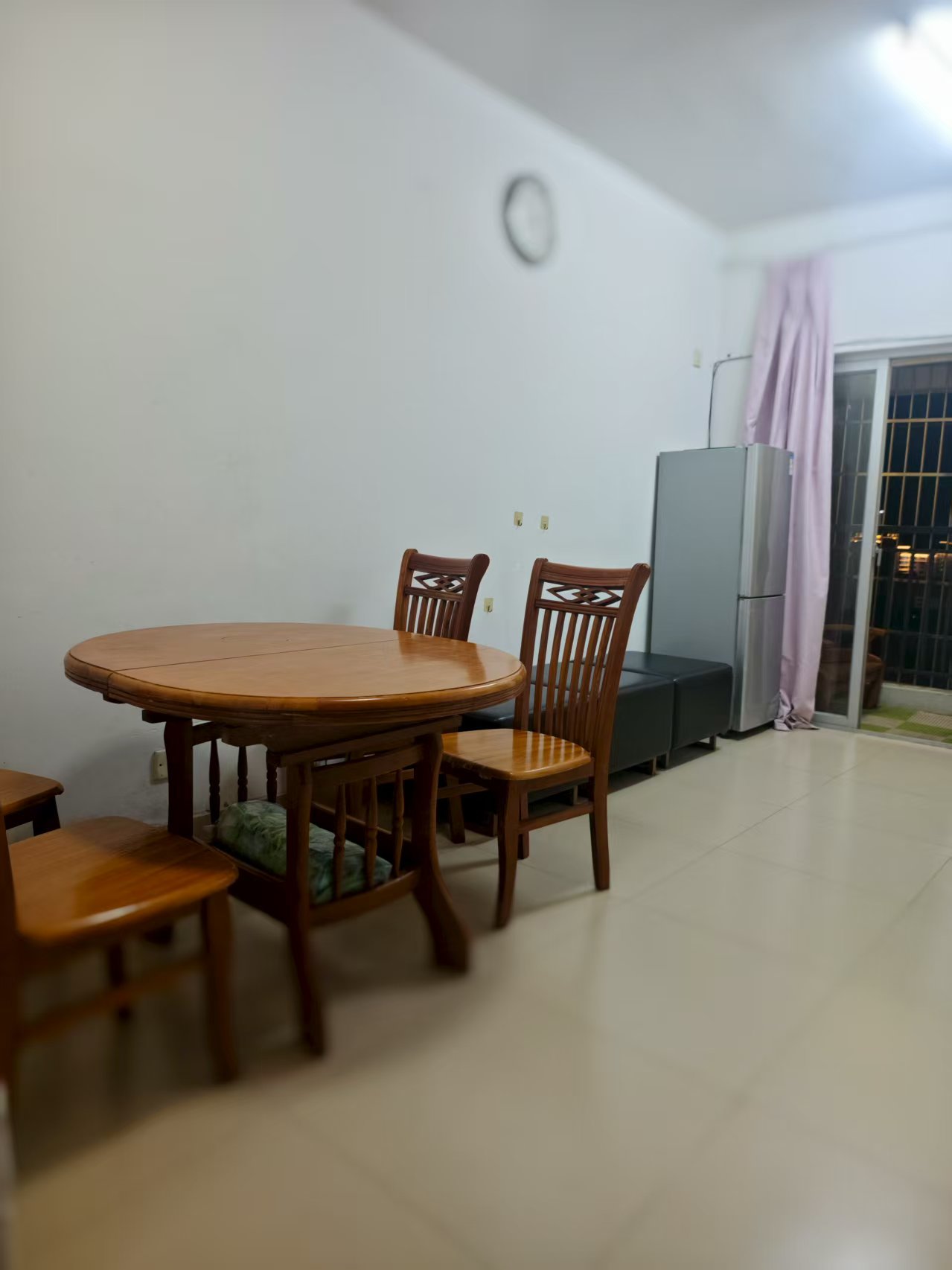 水岸阳光B小区 1室1厅1卫 1200.0元/月 水岸阳光B小区 1室1厅1卫 1200.0元/月室内图